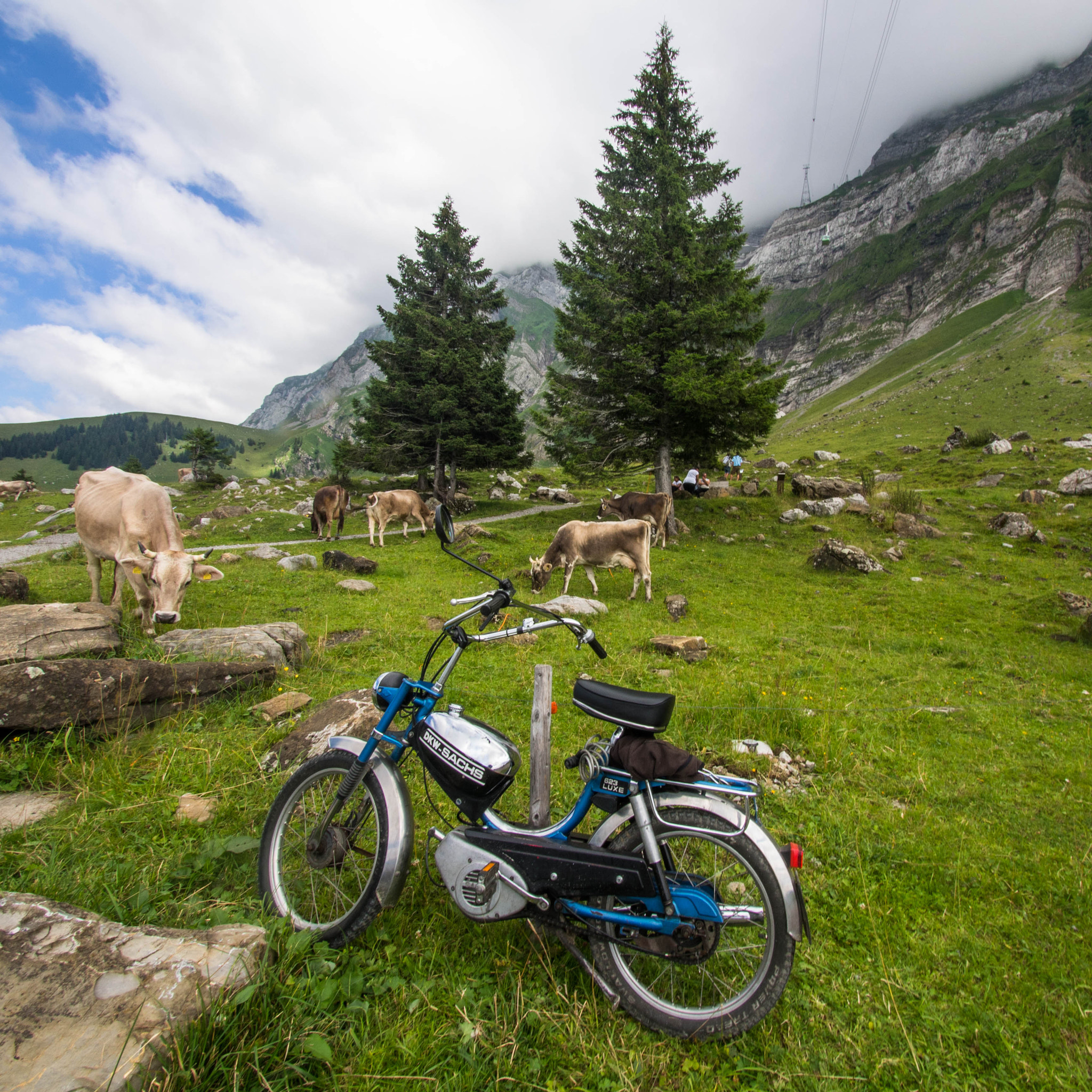 Olympus OM-D E-M5 + Panasonic Lumix G Vario 7-14mm F4 ASPH sample photo. Switzerland landscape photography