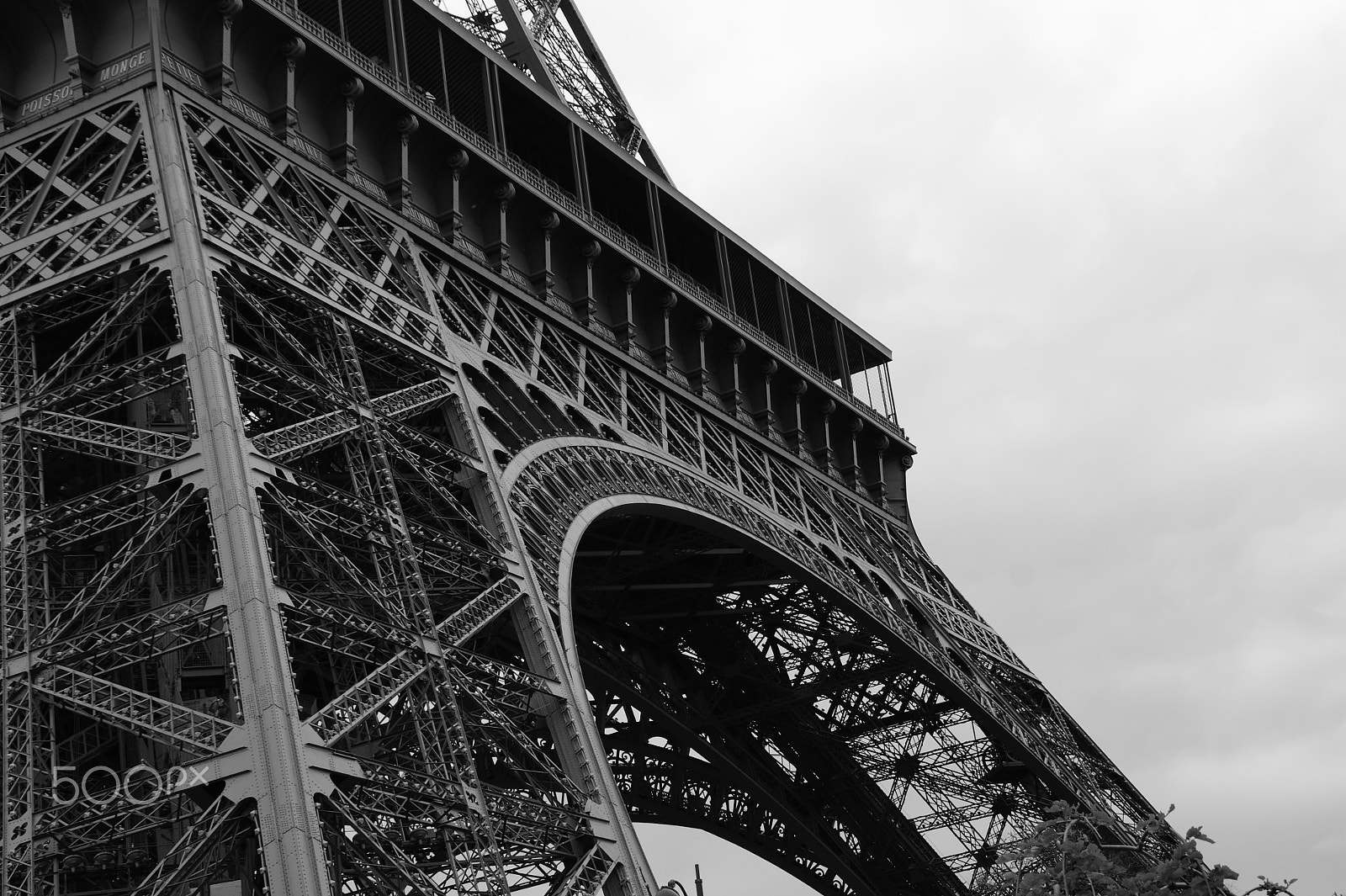 Sony DT 18-200mm F3.5-6.3 sample photo. Eiffel tower photography