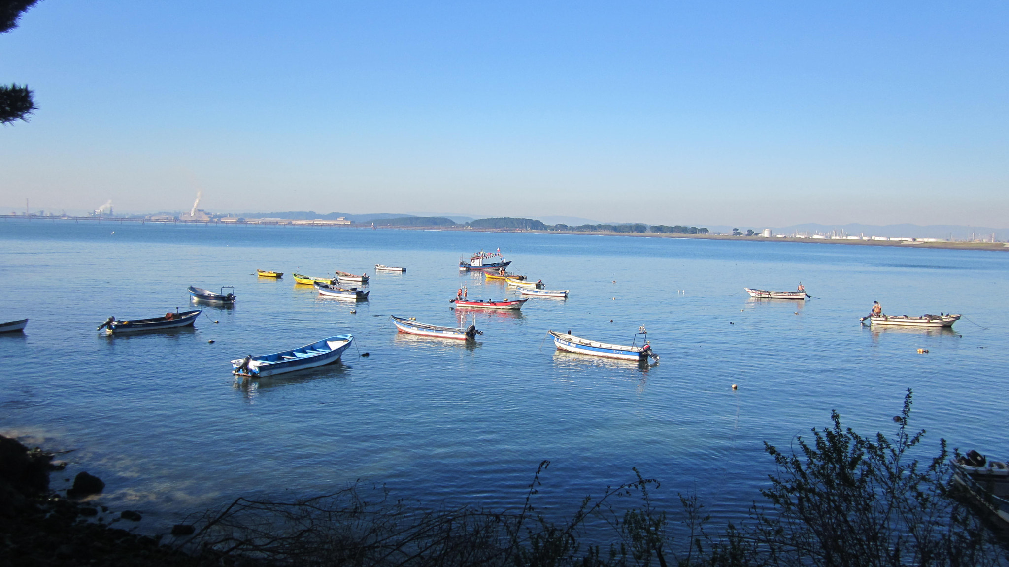 Canon PowerShot SD1300 IS (IXUS 105 / IXY 200F) sample photo. Boats photography