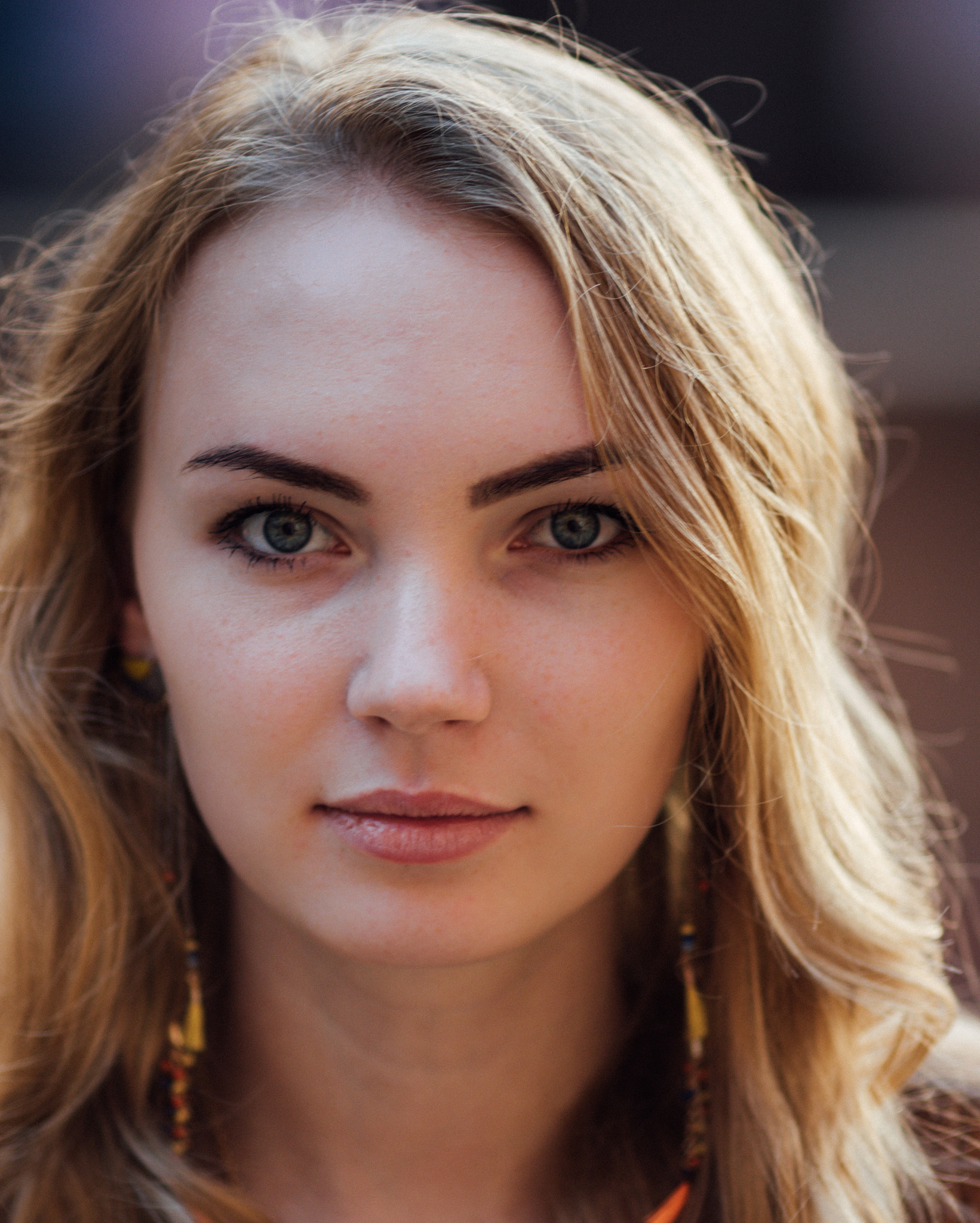 Canon EOS 7D Mark II + Canon EF 135mm F2L USM sample photo. Lisa photography
