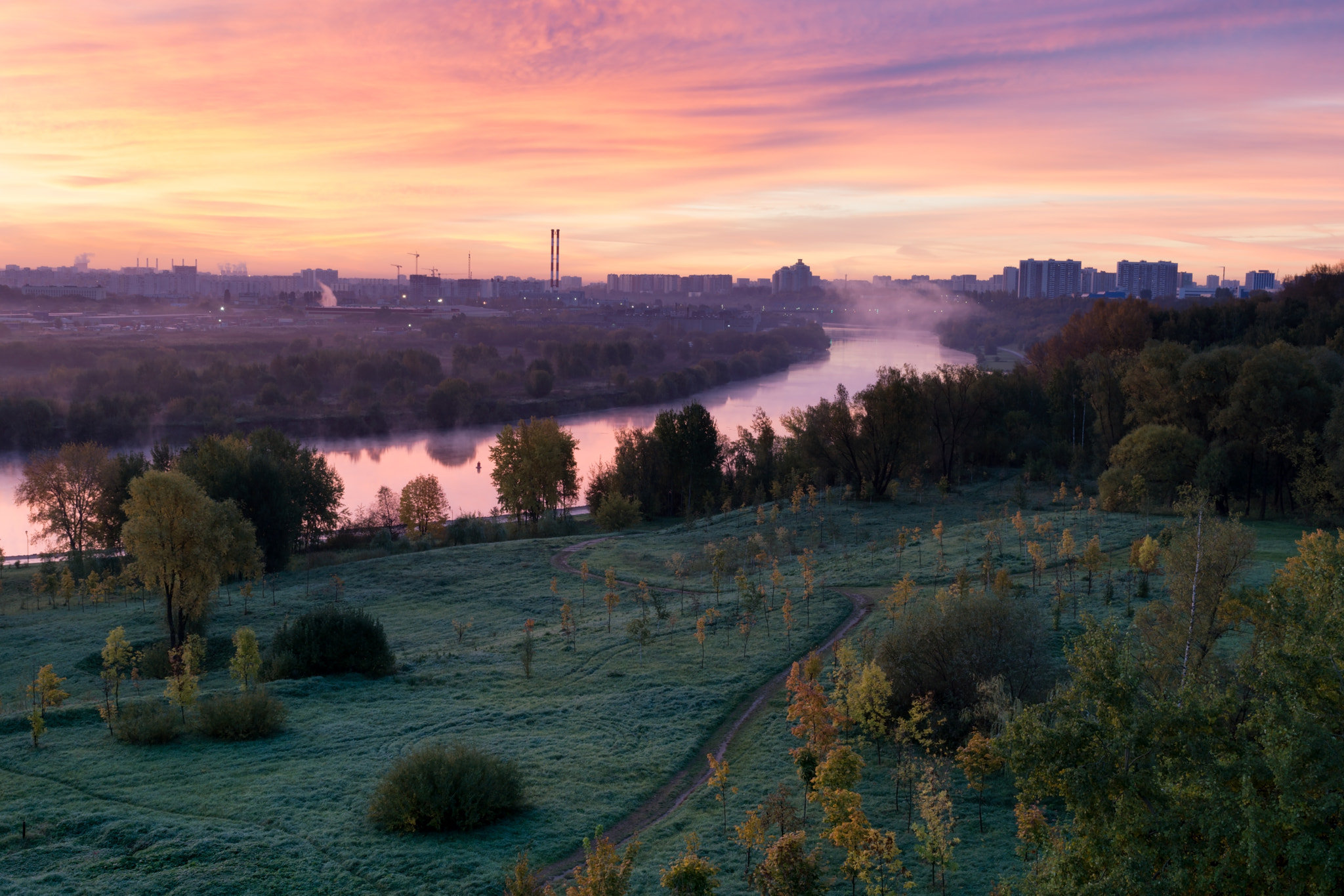 Sony FE 28mm F2 sample photo. Good morning! photography