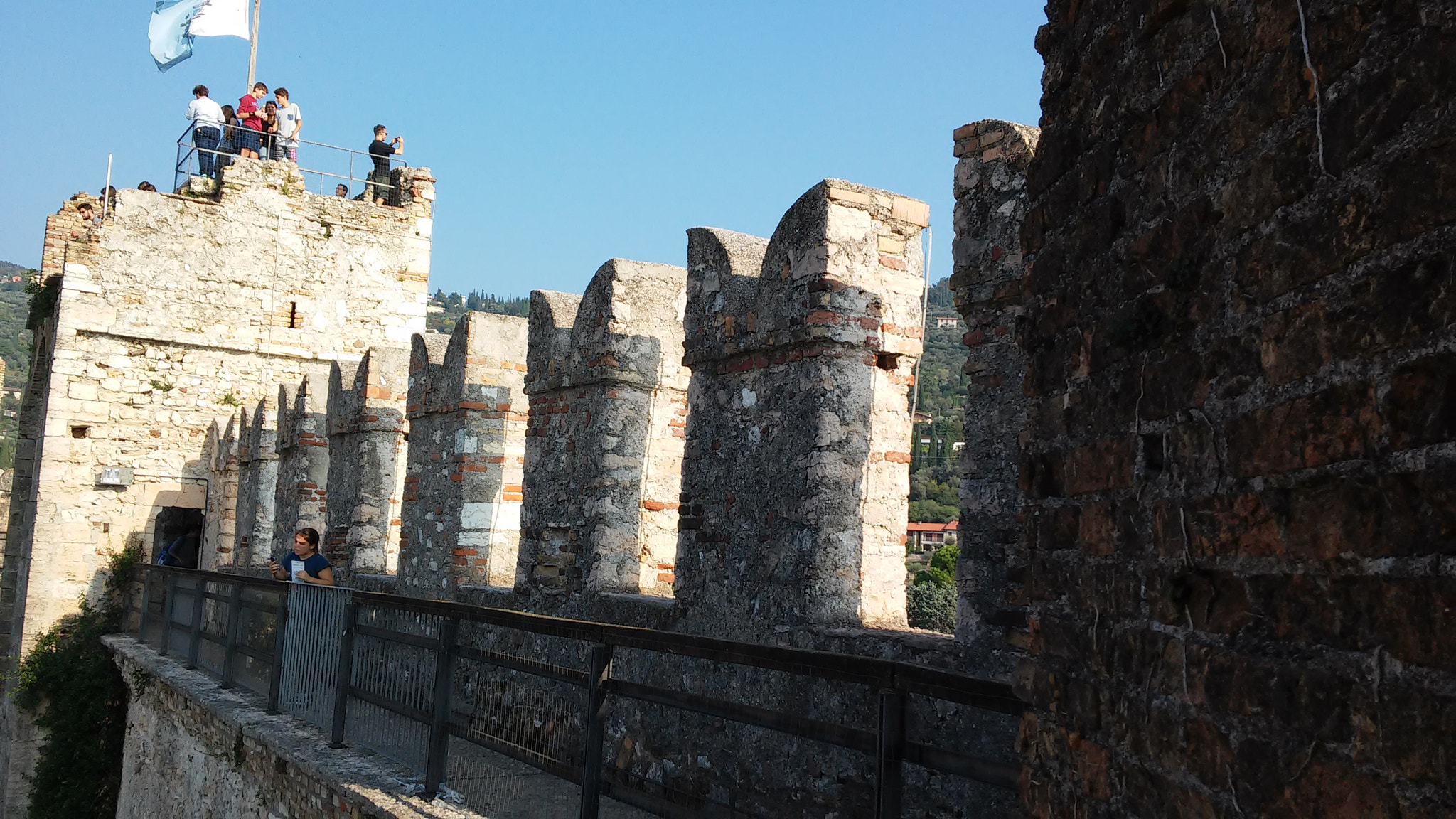 LG G2 MINI sample photo. Castle  photography