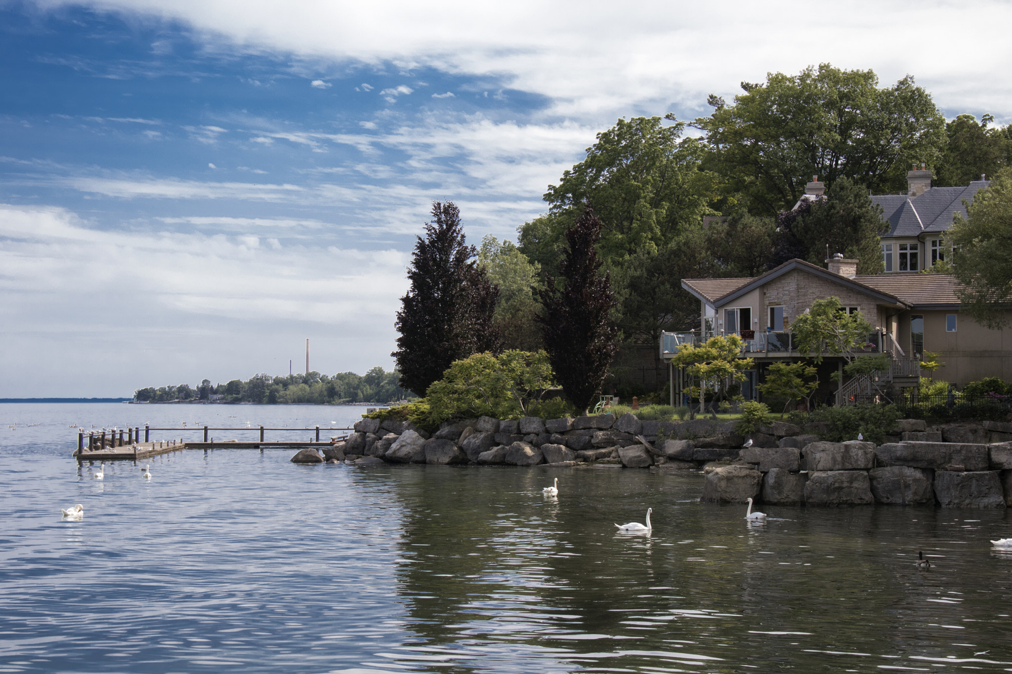 Canon EOS 760D (EOS Rebel T6s / EOS 8000D) sample photo. Lakehouse photography