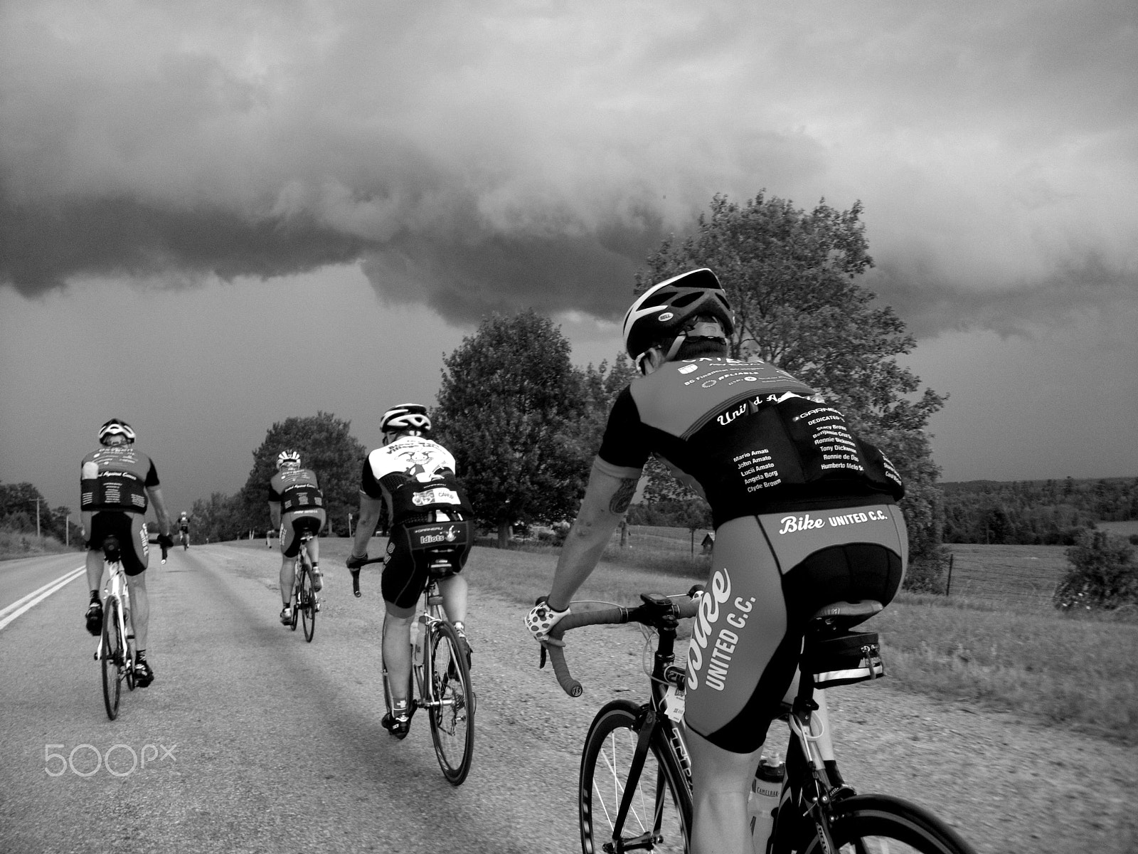 Pentax Optio E80 sample photo. Before the storm photography