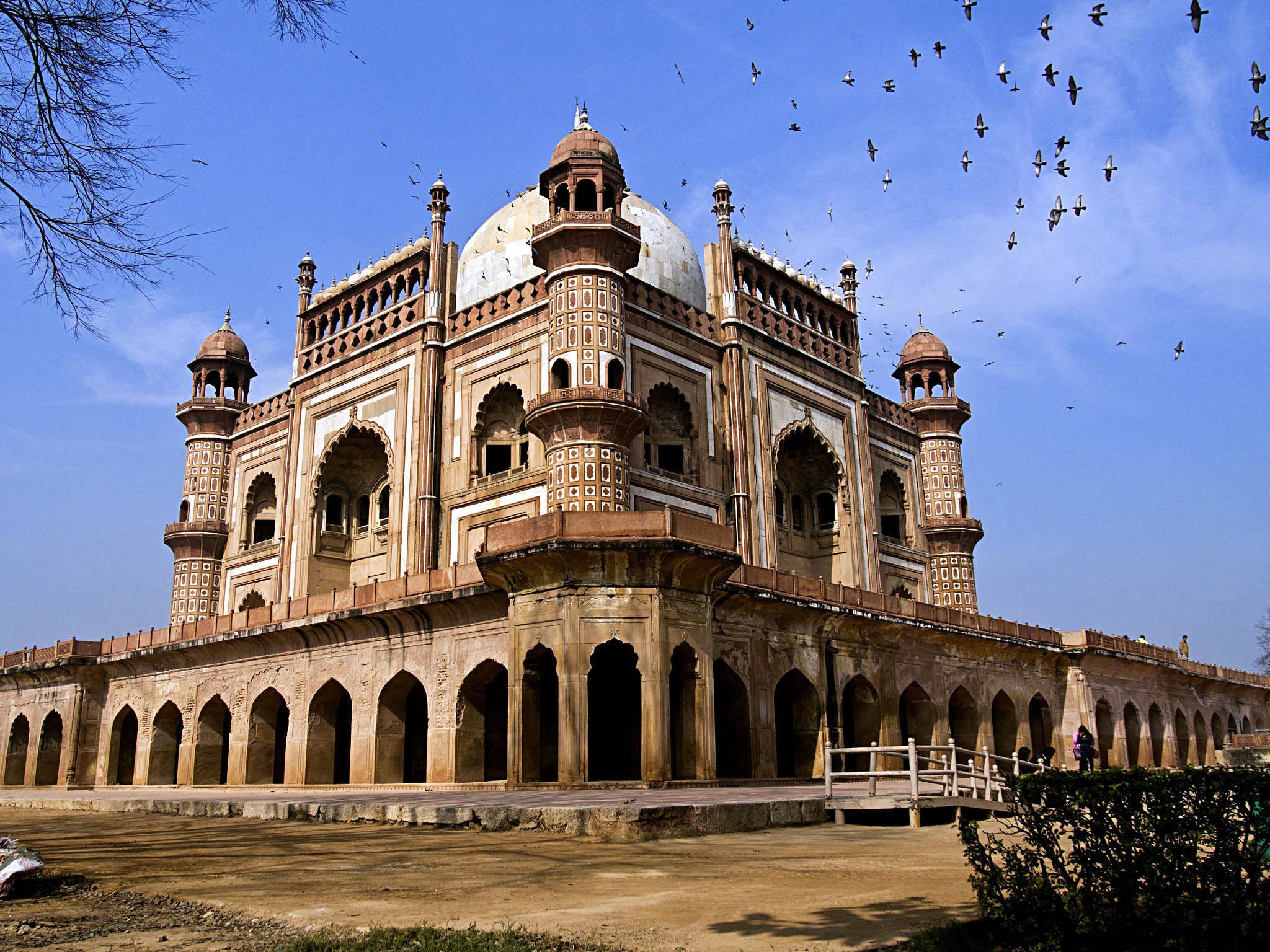 Olympus PEN E-PM2 sample photo. Amazing india, new delhi photography