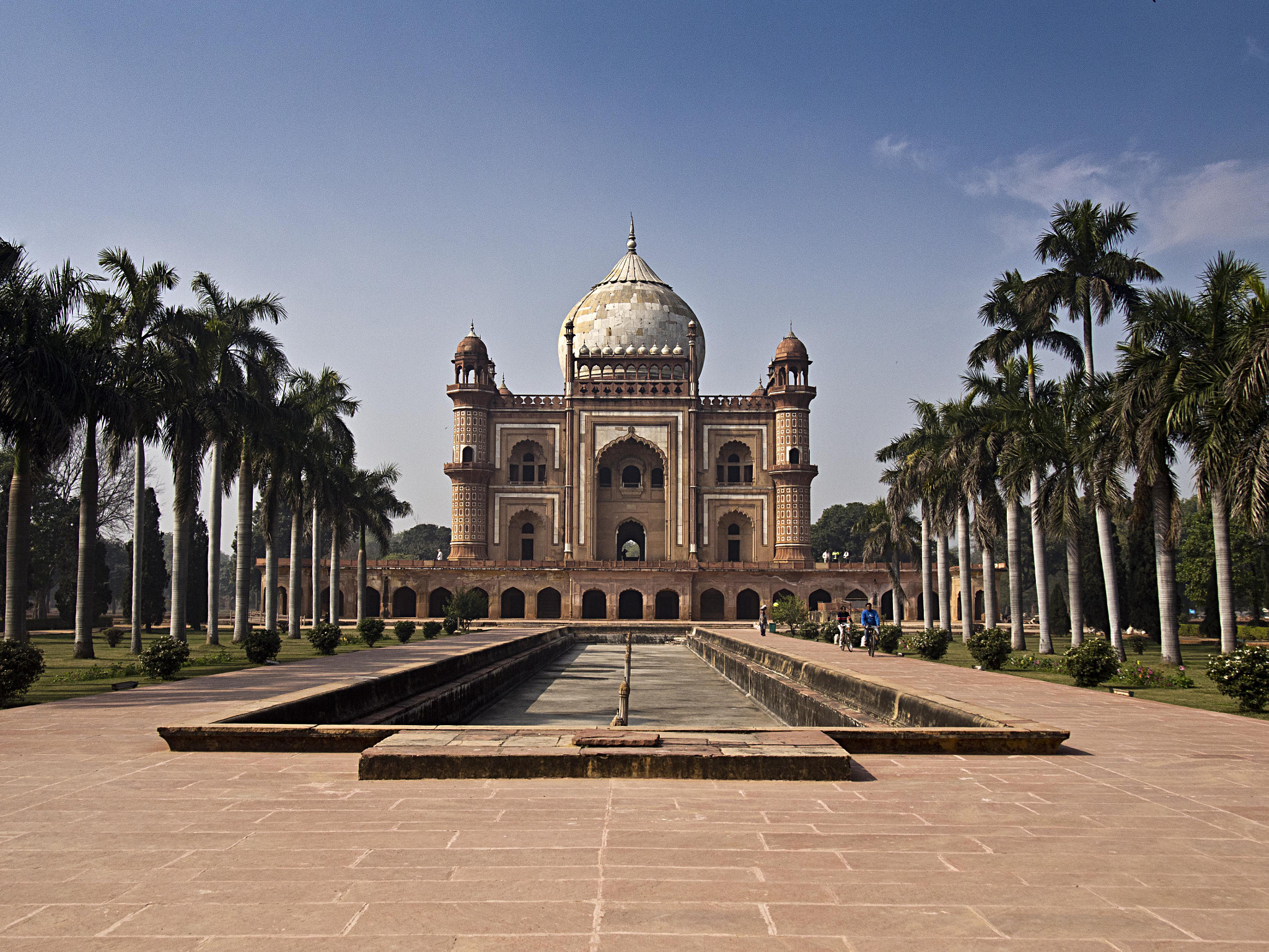 Olympus PEN E-PM2 sample photo. Amazing india, new delhi photography