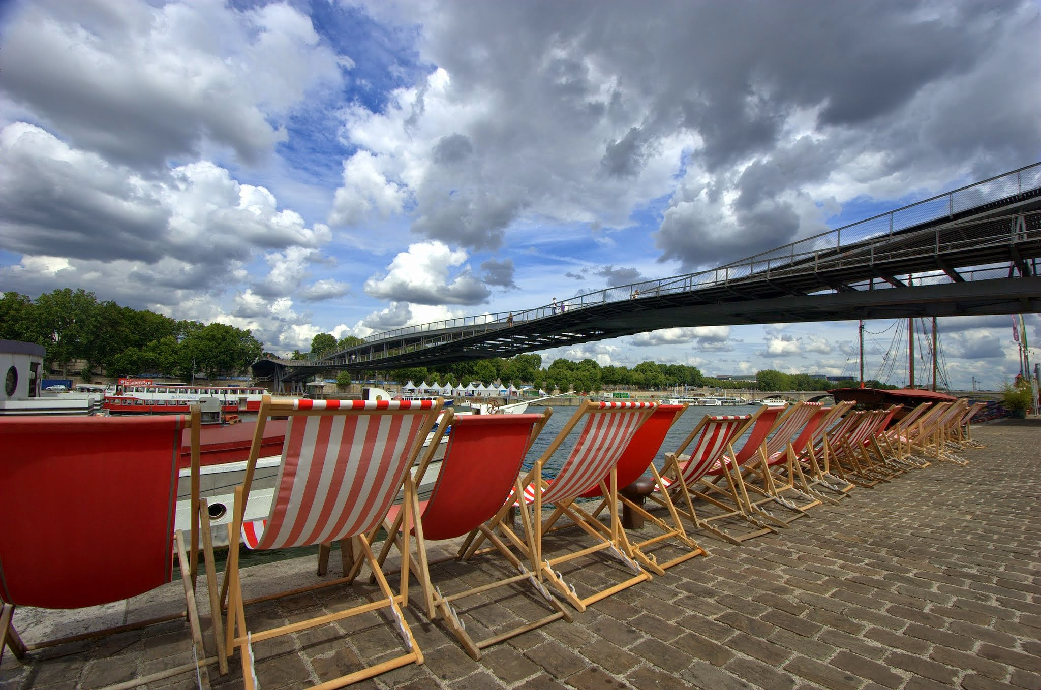 Nikon D40 sample photo. Rive gauche photography