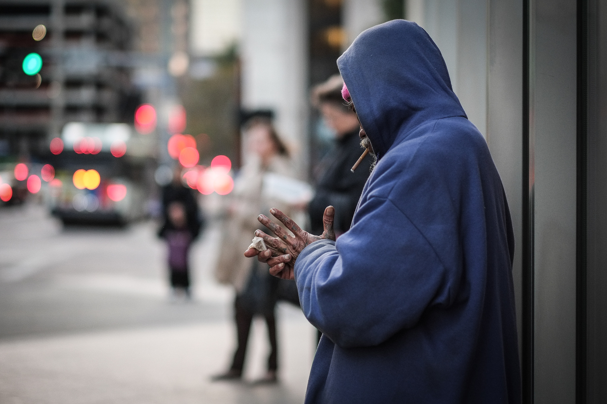 Fujifilm X-Pro1 + Fujifilm XF 56mm F1.2 R sample photo. Clean hands photography