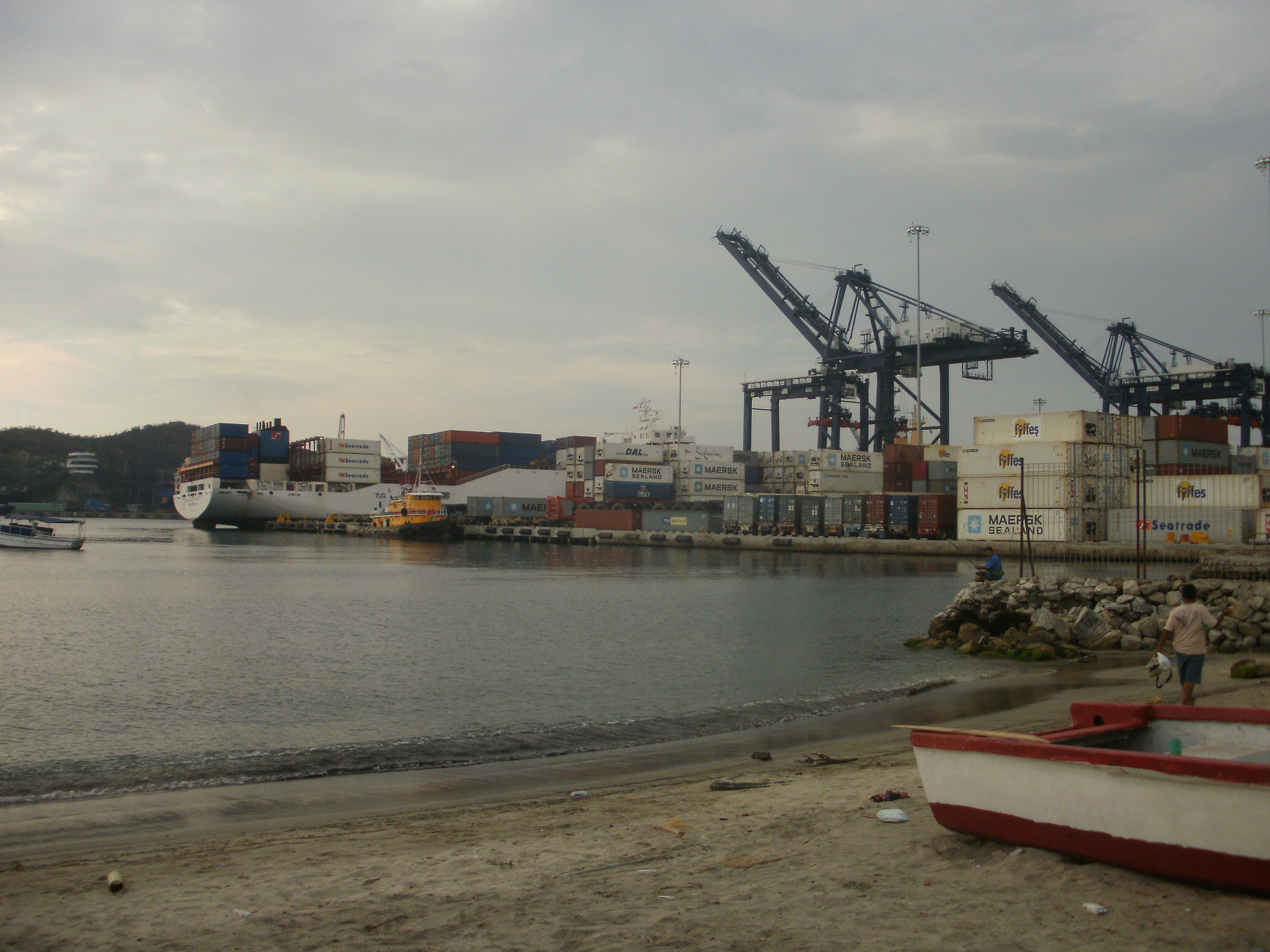 Olympus FE46,X41,X42 sample photo. Transporte en colombia photography
