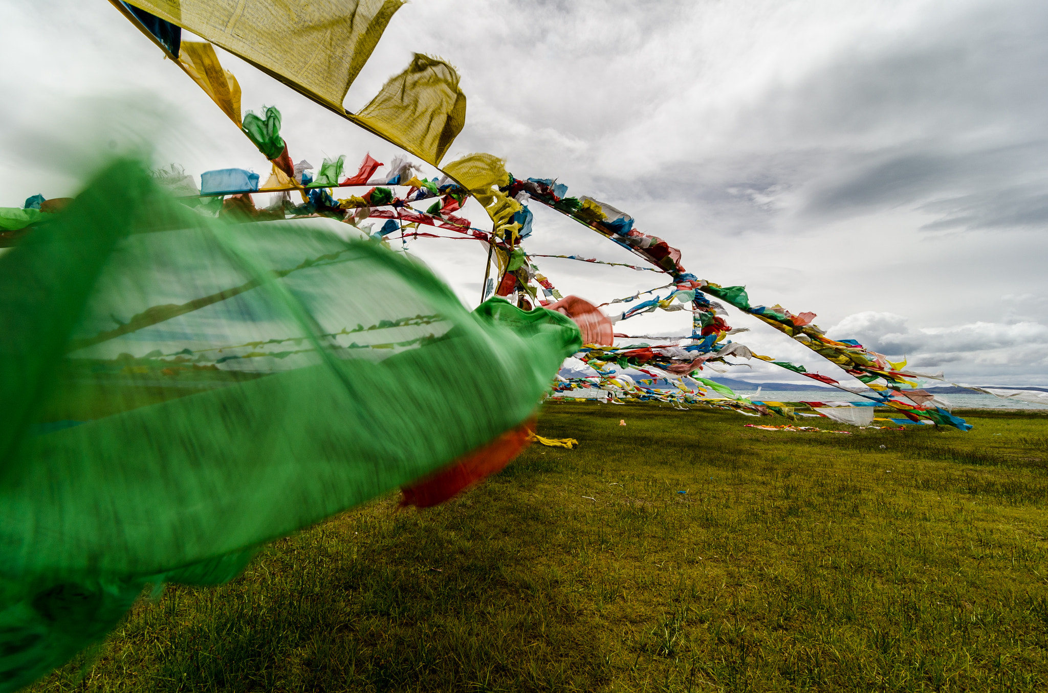 Tokina AT-X Pro 11-16mm F2.8 DX sample photo. Tibetan flags photography