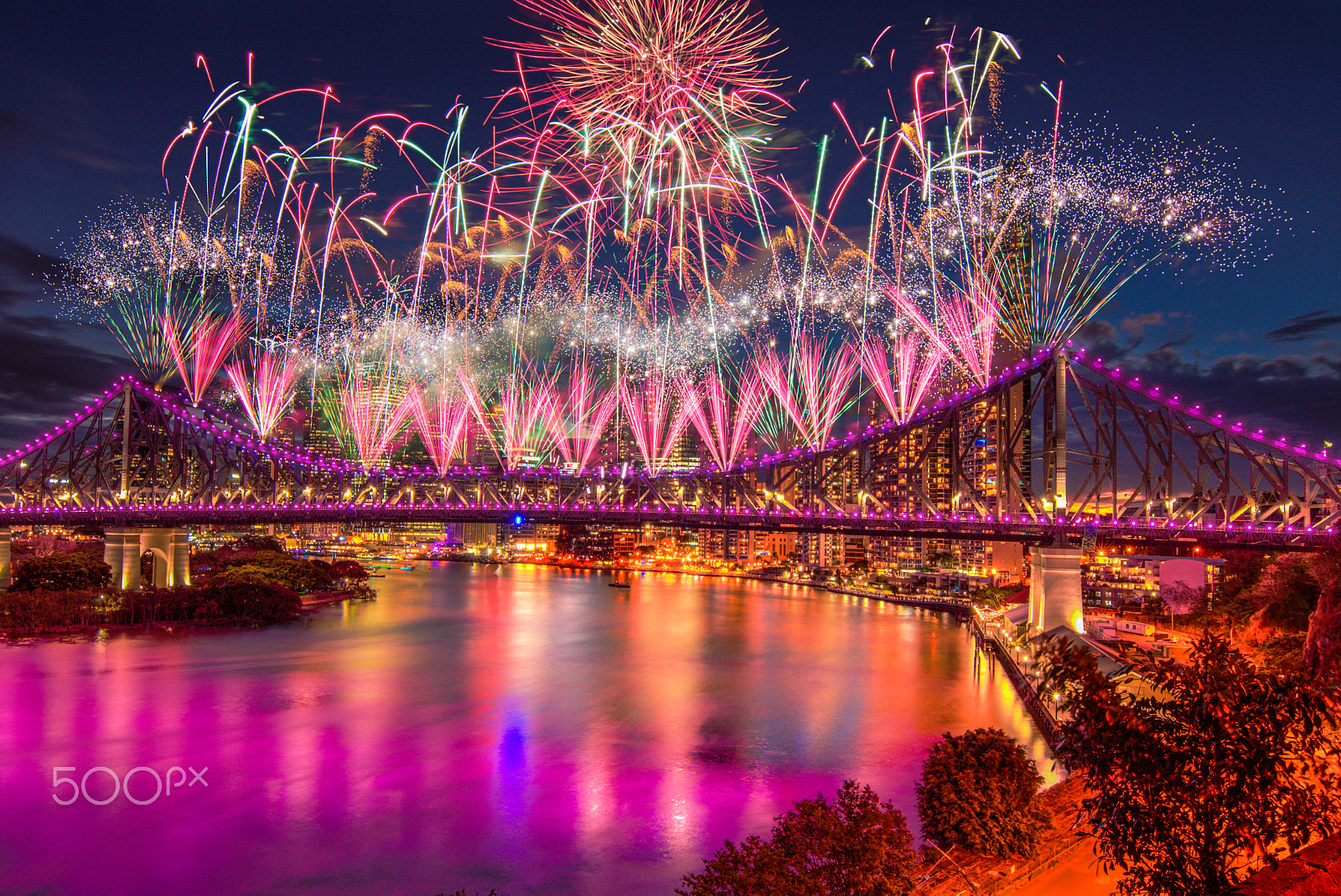 Sony SLT-A77 + 20mm F2.8 sample photo. Brisbane river fireworks photography