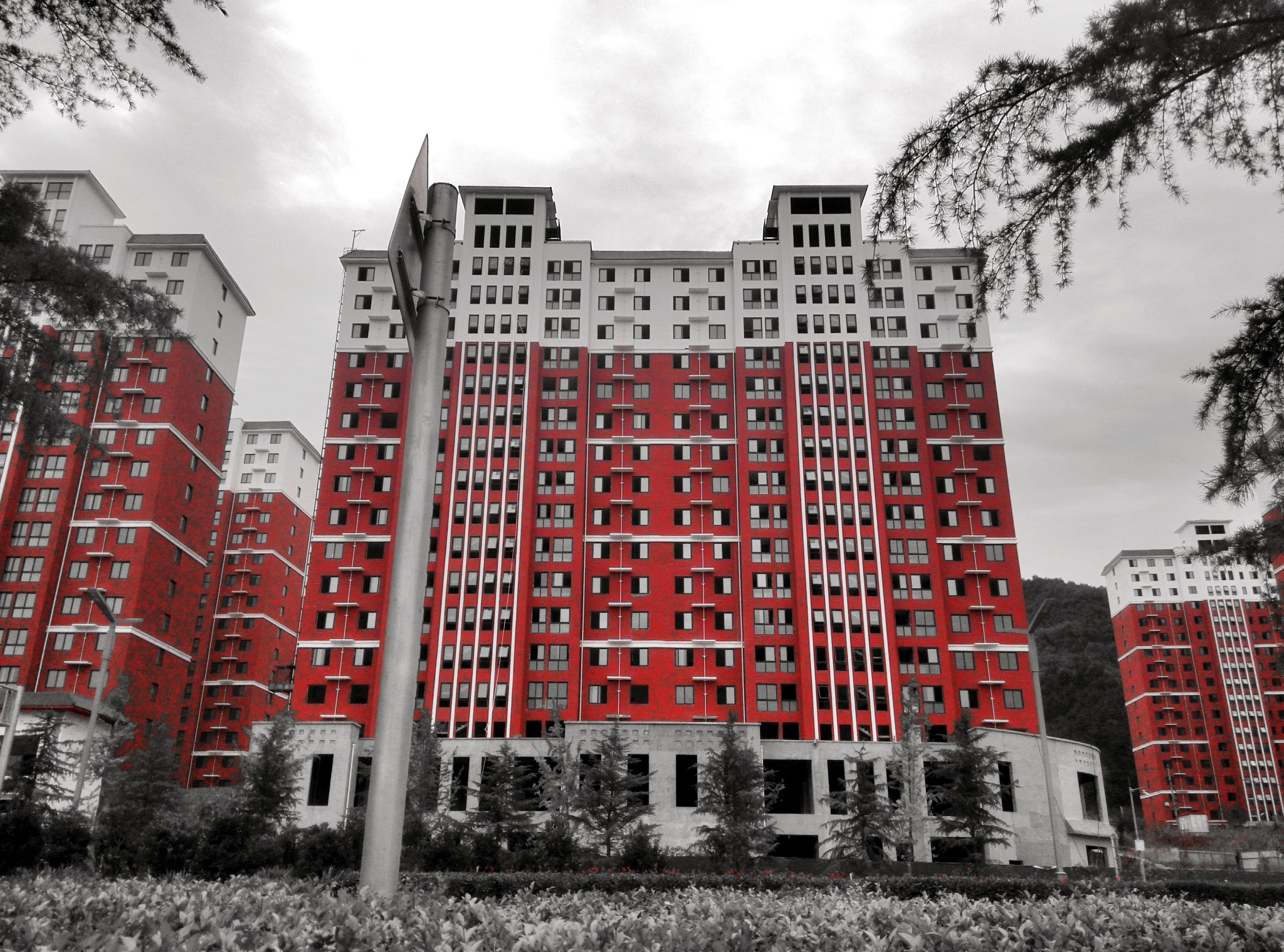 Xiaomi MI3 sample photo. Red photography