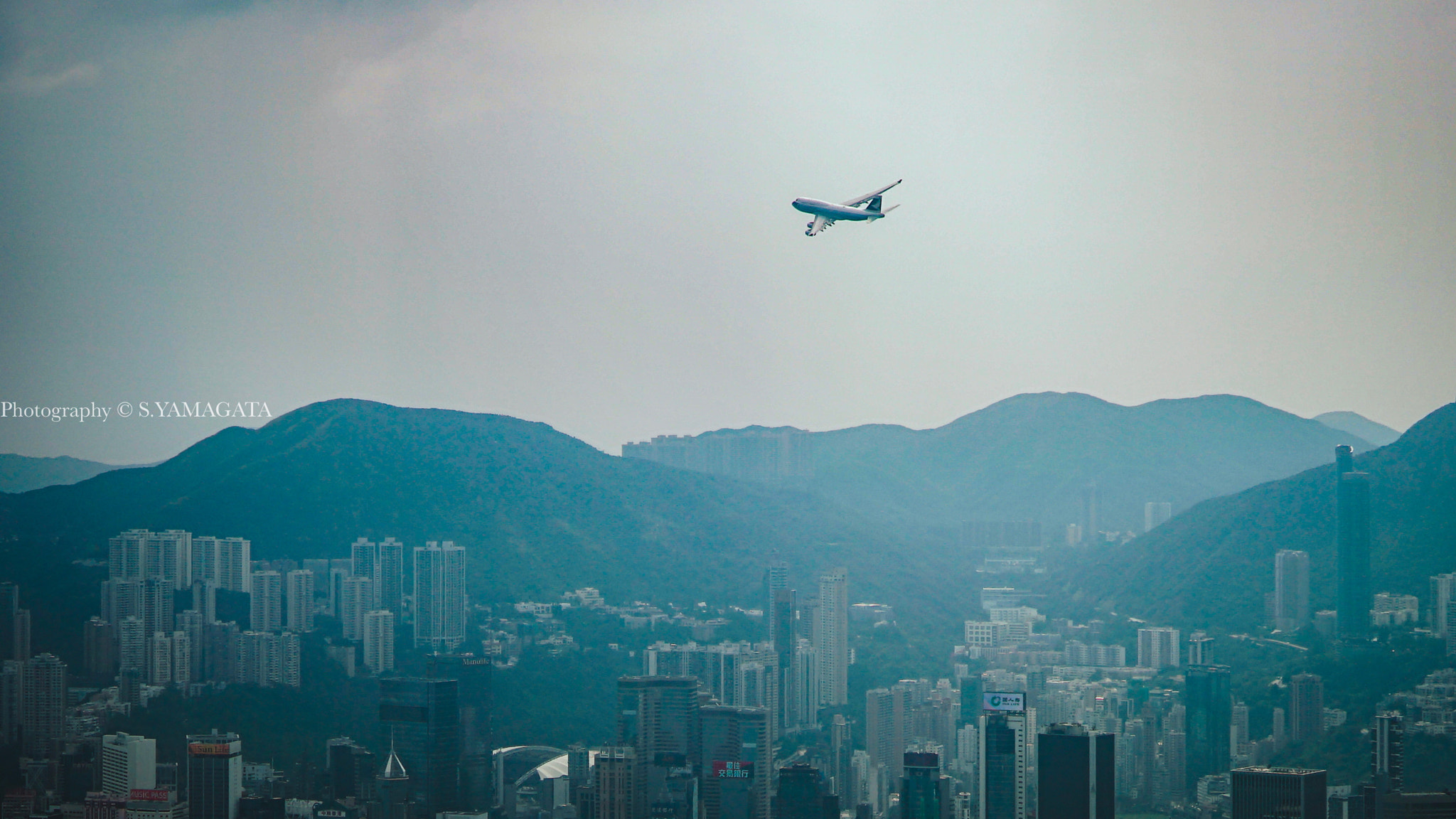 Sony Planar T* FE 50mm F1.4 ZA sample photo. Cathy pacific 747-400 b-huj last flight photography