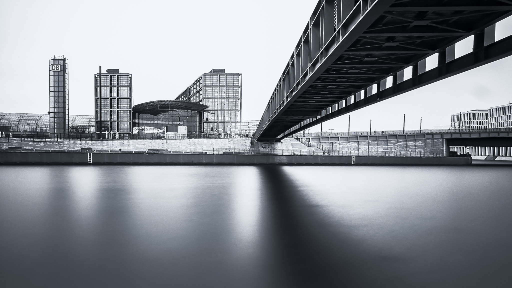 Fujifilm XF 10-24mm F4 R OIS sample photo. Berlin central station b/w photography