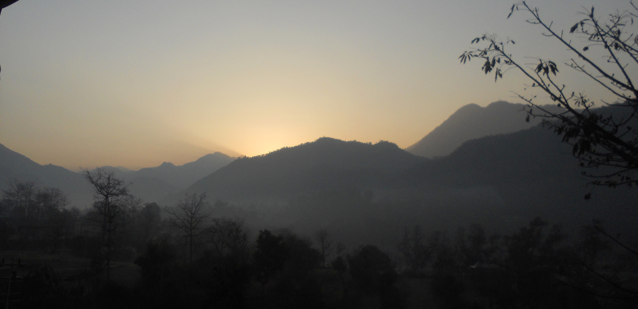 Nikon Coolpix S4000 sample photo. Sun light hills perfect photography