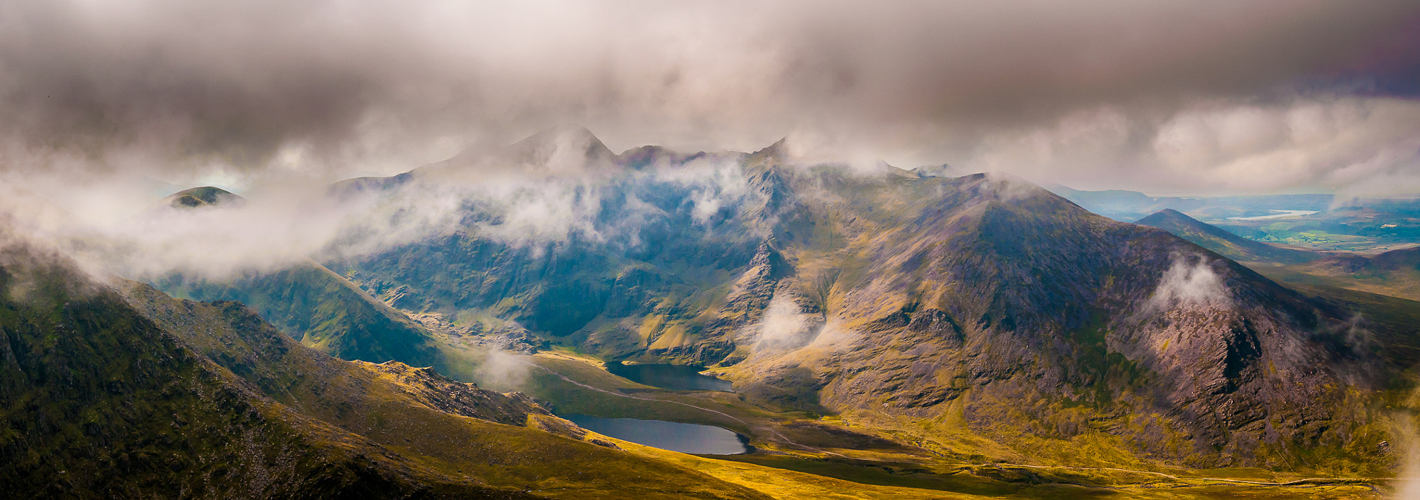 AF Zoom-Nikkor 28-70mm f/3.5-4.5 sample photo. Macgillycuddy's reeks photography