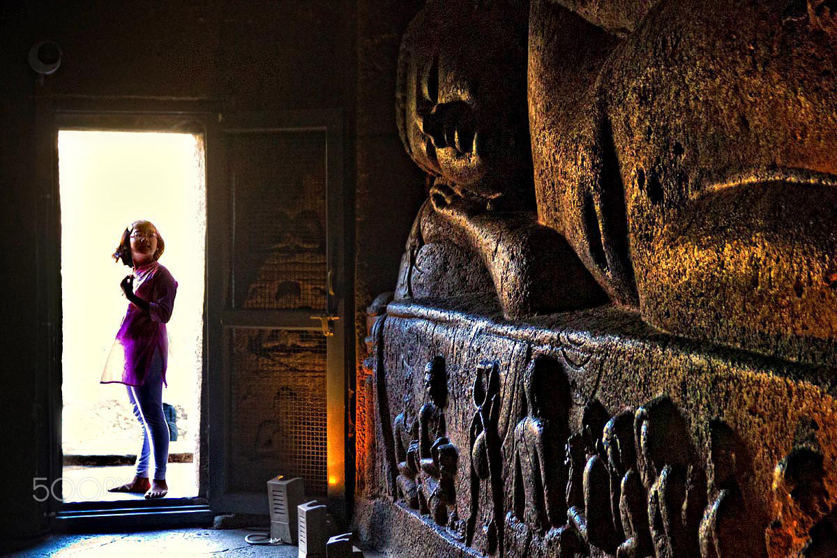 Canon EOS 60D + Sigma 18-50mm f/2.8 Macro sample photo. The 'connection' with the reclining buddha photography
