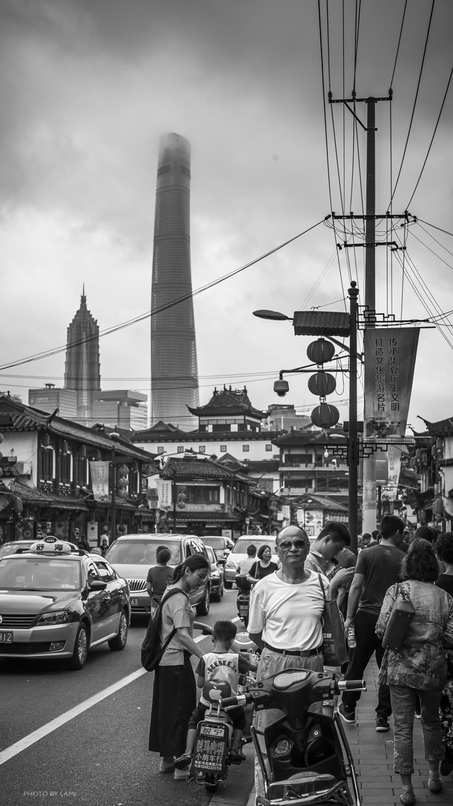Leica Noctilux-M 50mm F0.95 ASPH sample photo. Chenghuang temple photography