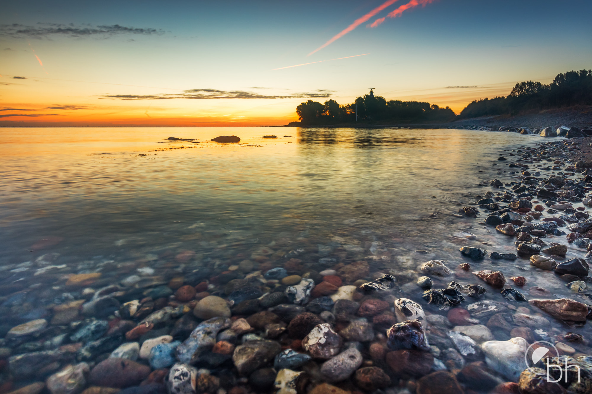 Canon EOS 5DS R + Canon EF 16-35mm F4L IS USM sample photo. Stones in the water photography