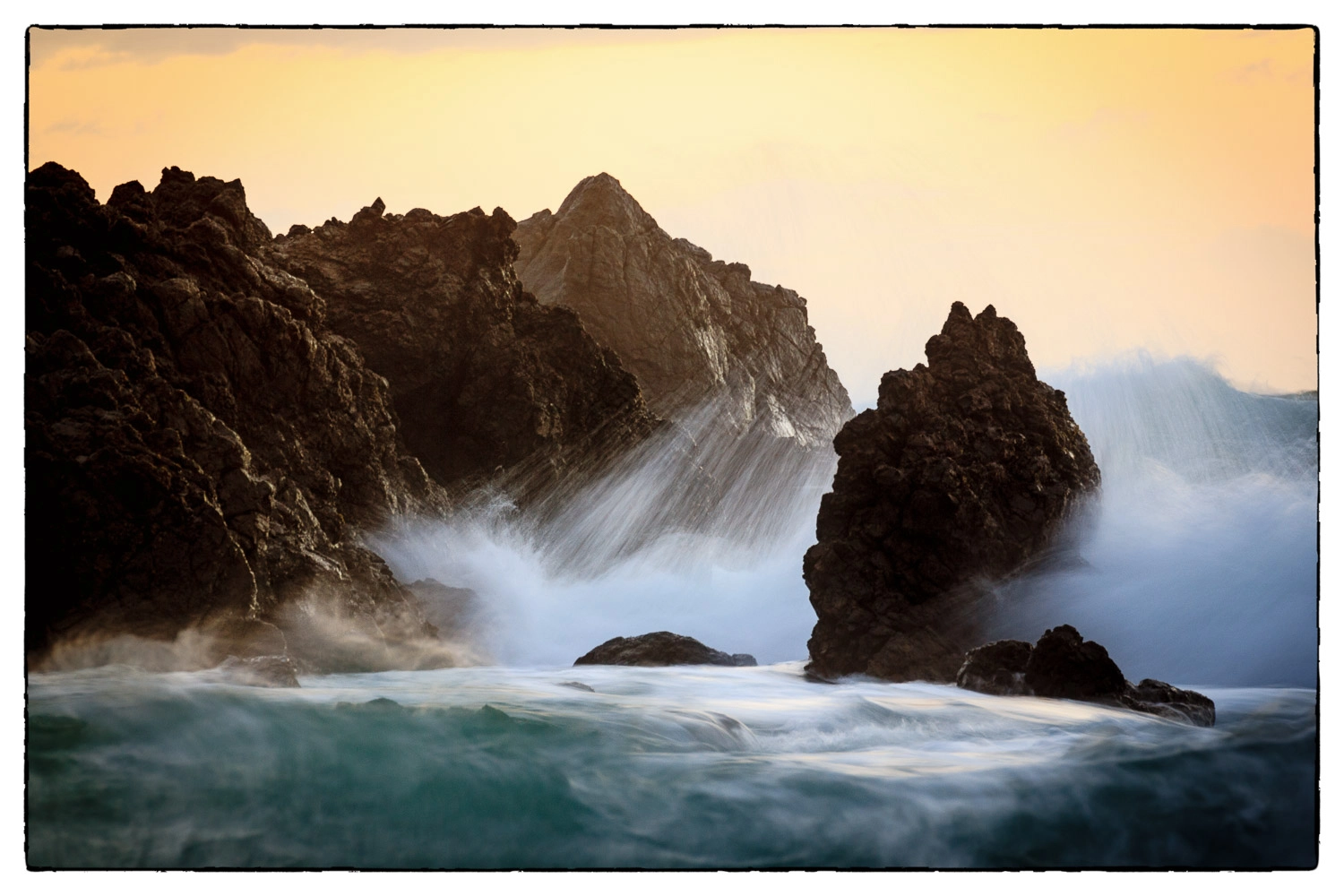 Canon EF 70-300mm F4-5.6L IS USM sample photo. Landscape photography