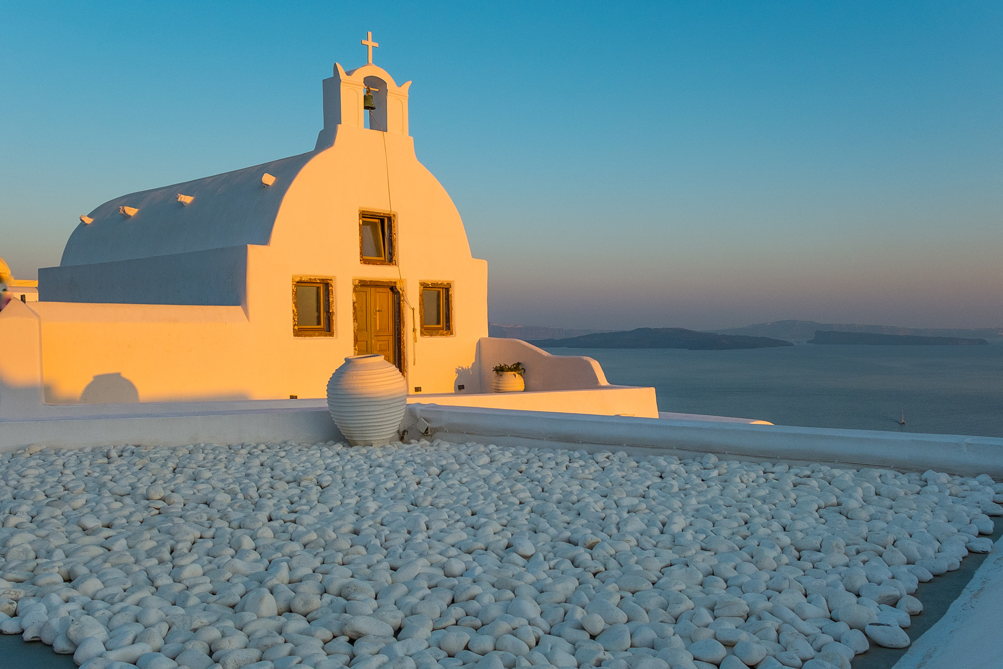Fujifilm X-M1 + Fujifilm XF 18-55mm F2.8-4 R LM OIS sample photo. The light of sunset photography