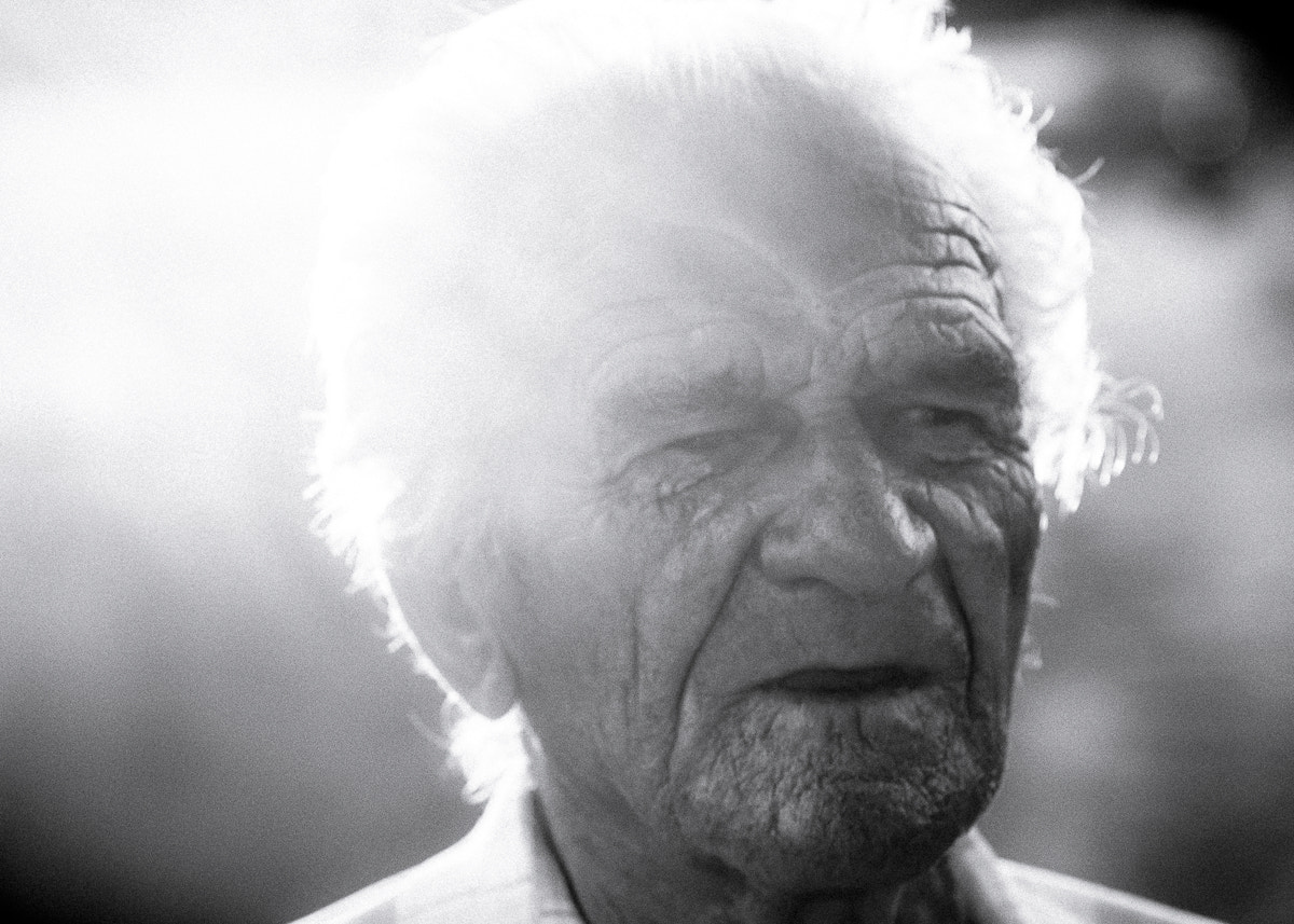 Pentax K-5 + Tamron SP AF 90mm F2.8 Di Macro sample photo. Old man* photography