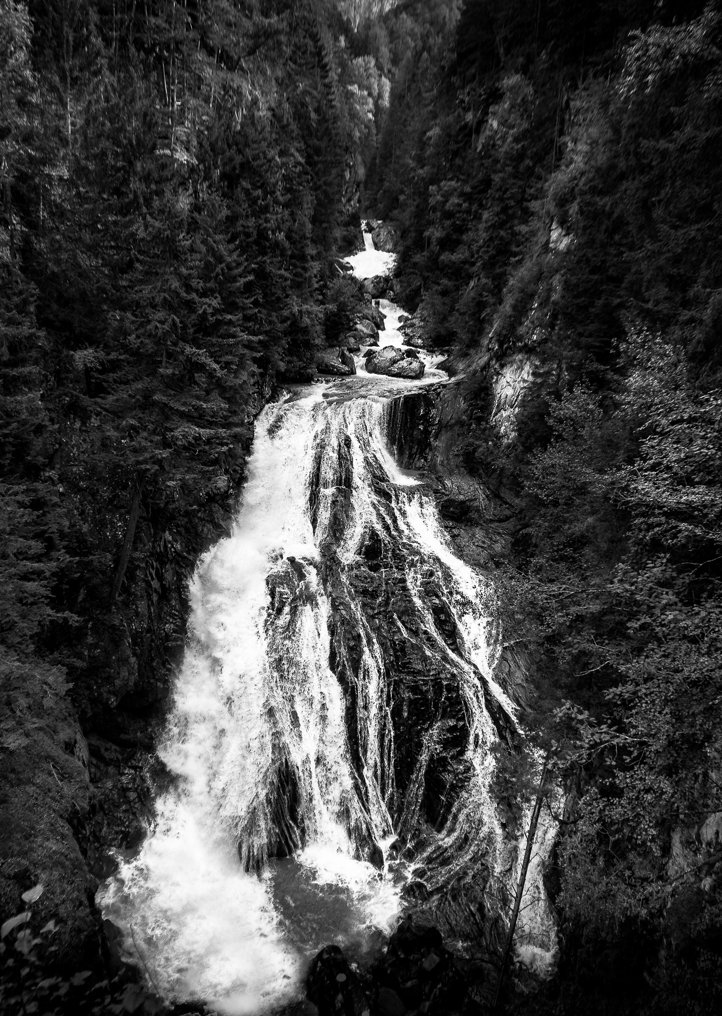 Pentax smc DA 16-45mm F4 ED AL sample photo. Cascate di riva di tures photography