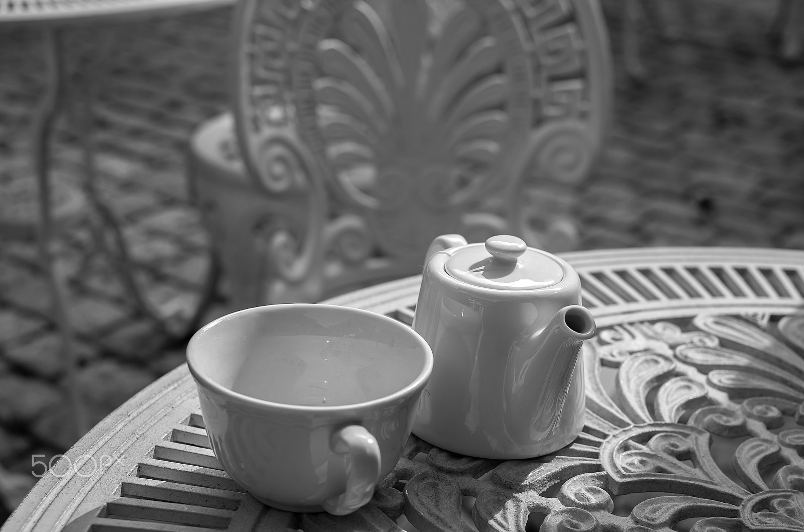 Pentax smc DA 35mm F2.4 AL sample photo. En terrasse photography