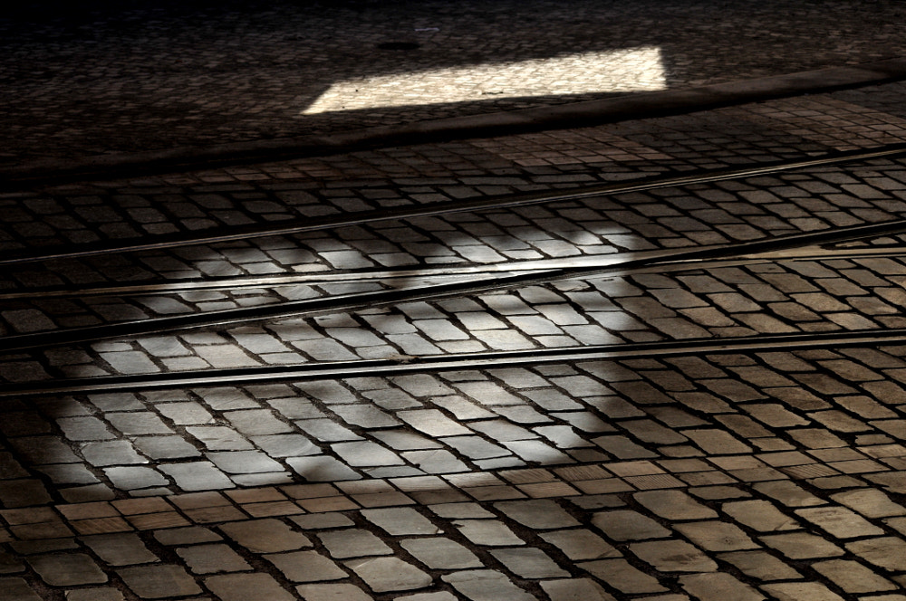 Nikon D300 + AF Nikkor 70-210mm f/4-5.6 sample photo. Stone and steel photography