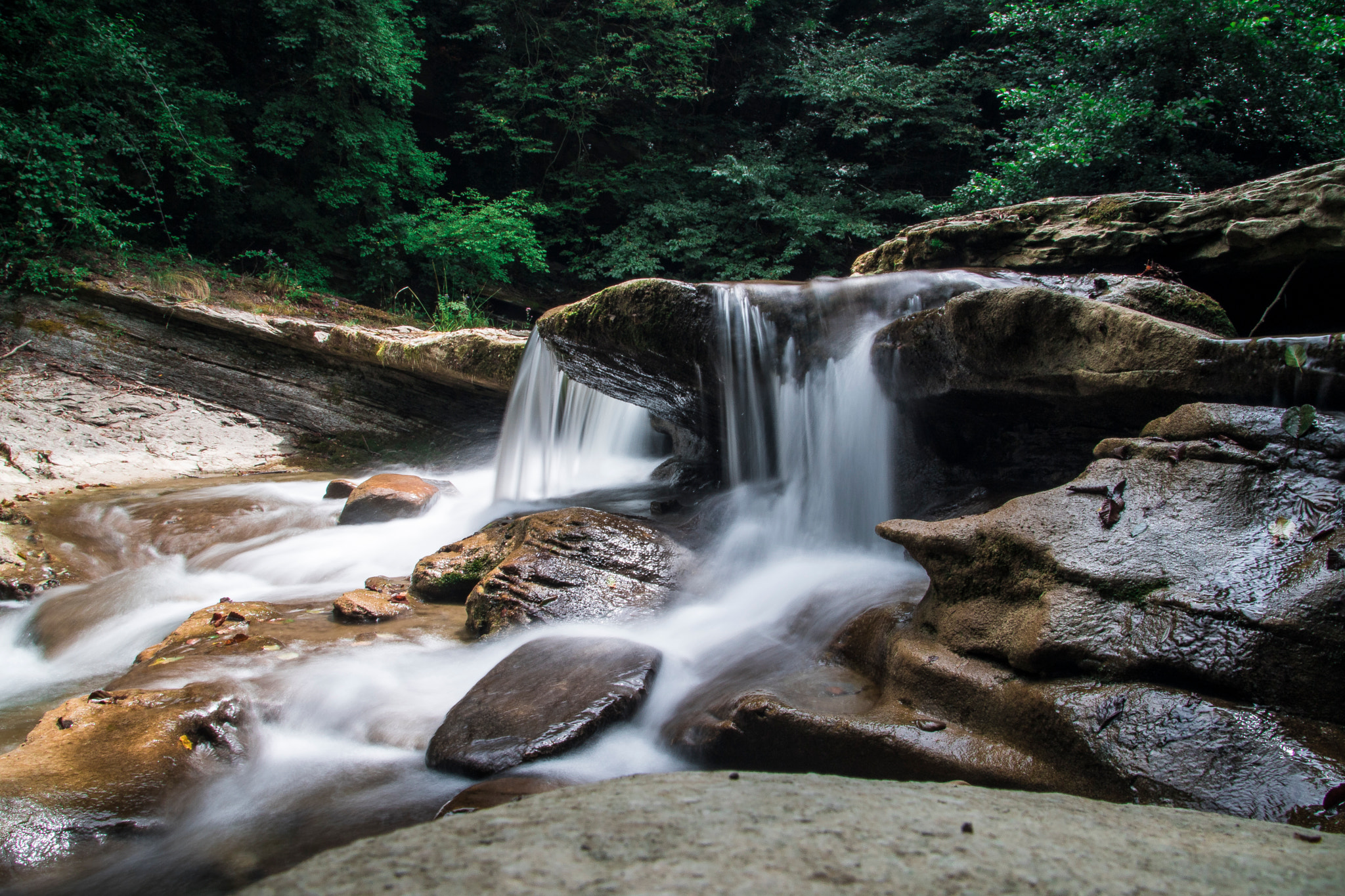 Canon EOS 760D (EOS Rebel T6s / EOS 8000D) + Canon TS-E 90mm F2.8 Tilt-Shift sample photo. Waterfall photography