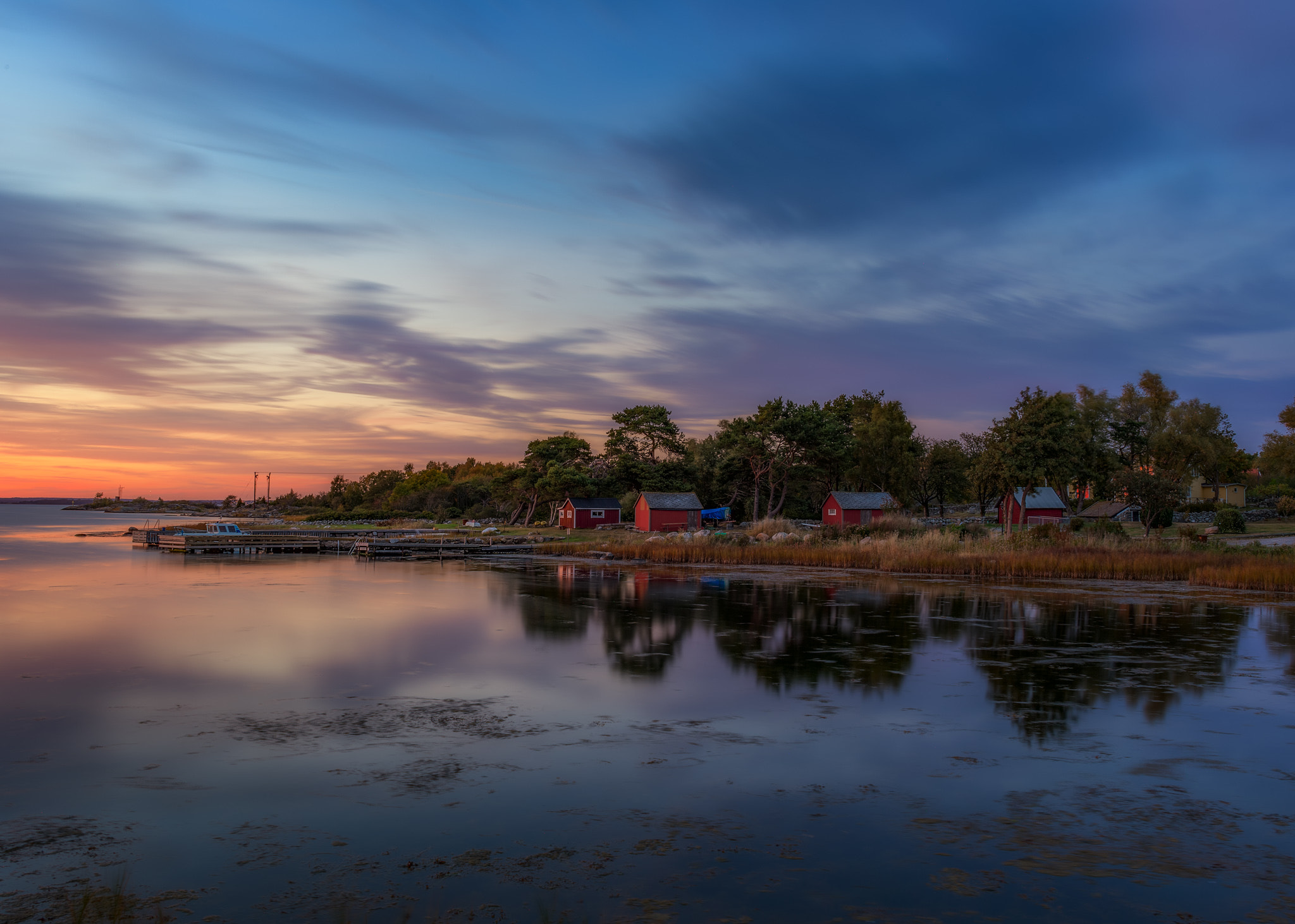 Canon EOS 6D + Canon EF 28mm F2.8 IS USM sample photo. The reflection of tjurko photography