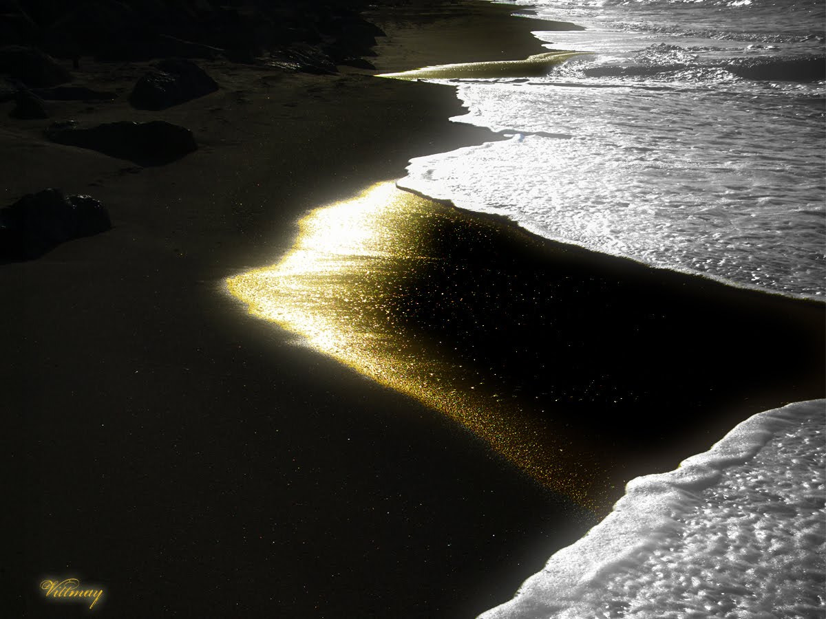 Fujifilm FinePix S2000HD sample photo. #24 csp  on the wave of tiz :) photography