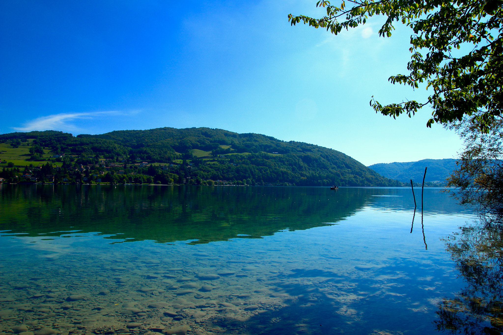 Tamron SP AF 17-50mm F2.8 XR Di II LD Aspherical (IF) sample photo. Reflection lake photography