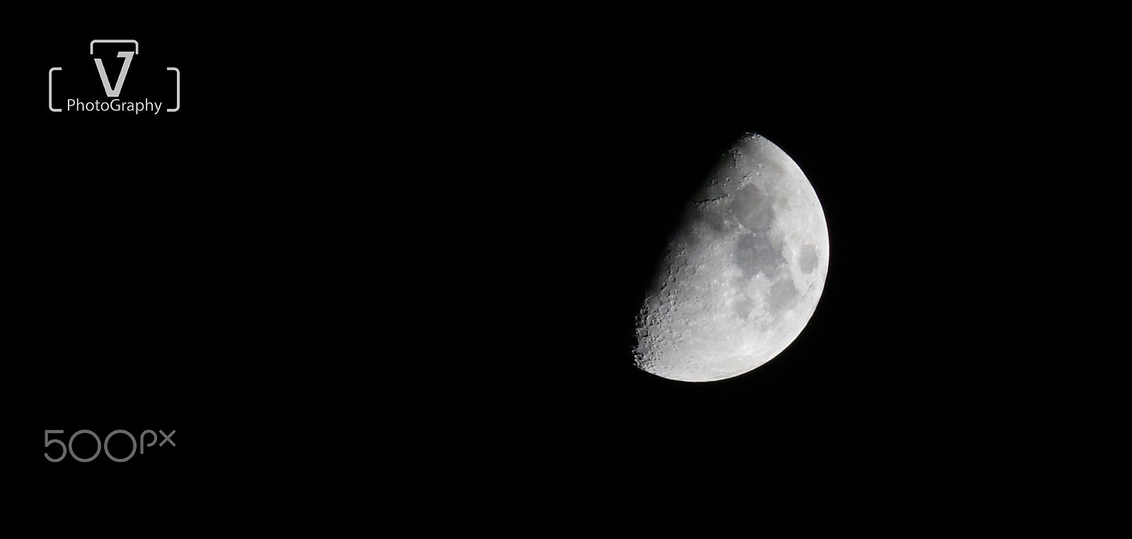 Canon EOS 750D (EOS Rebel T6i / EOS Kiss X8i) sample photo. That half ball (half moon) photography