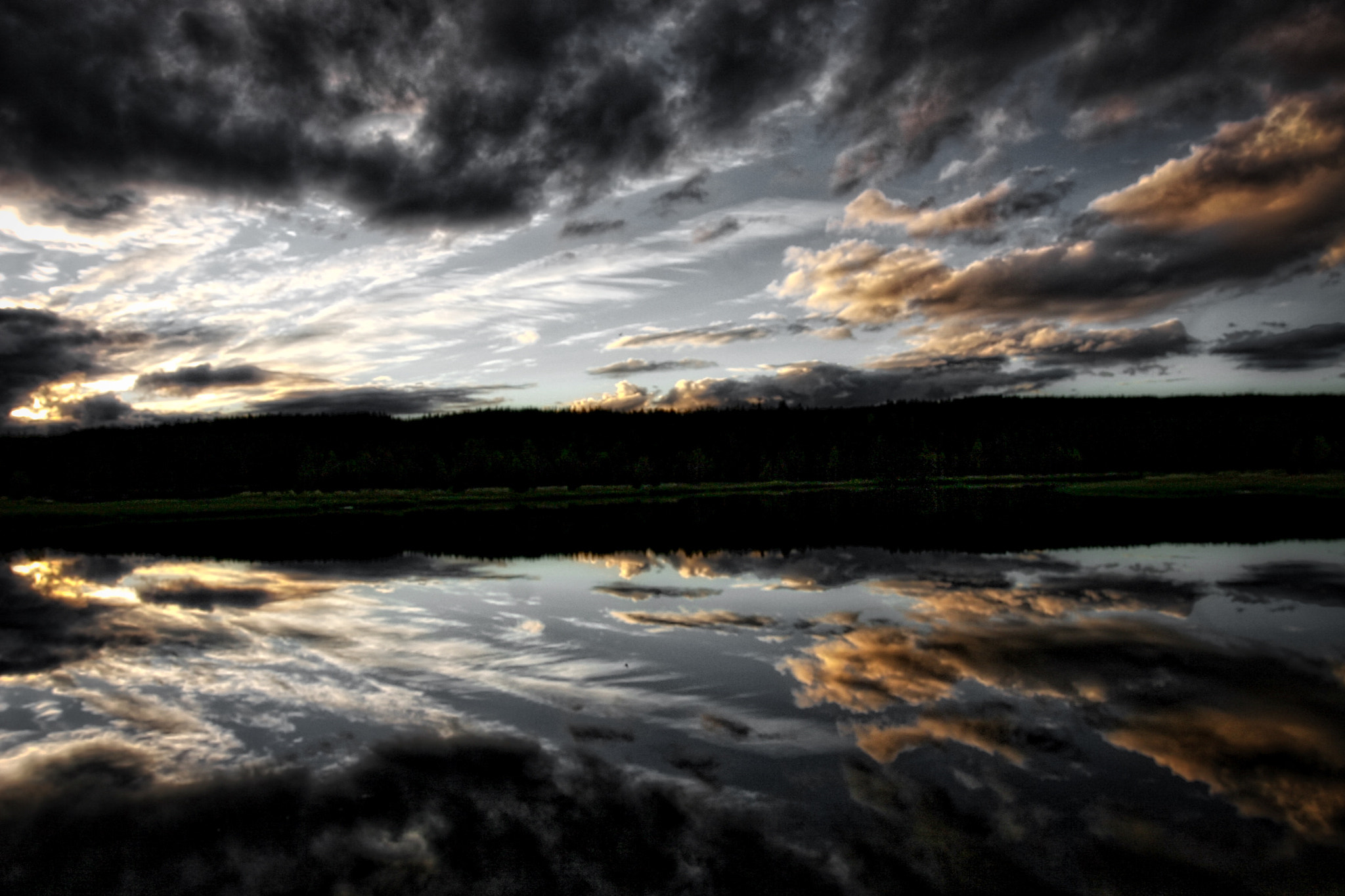Sigma 18-35mm f/1.8 DC HSM sample photo. Just before sunset by the river osa photography