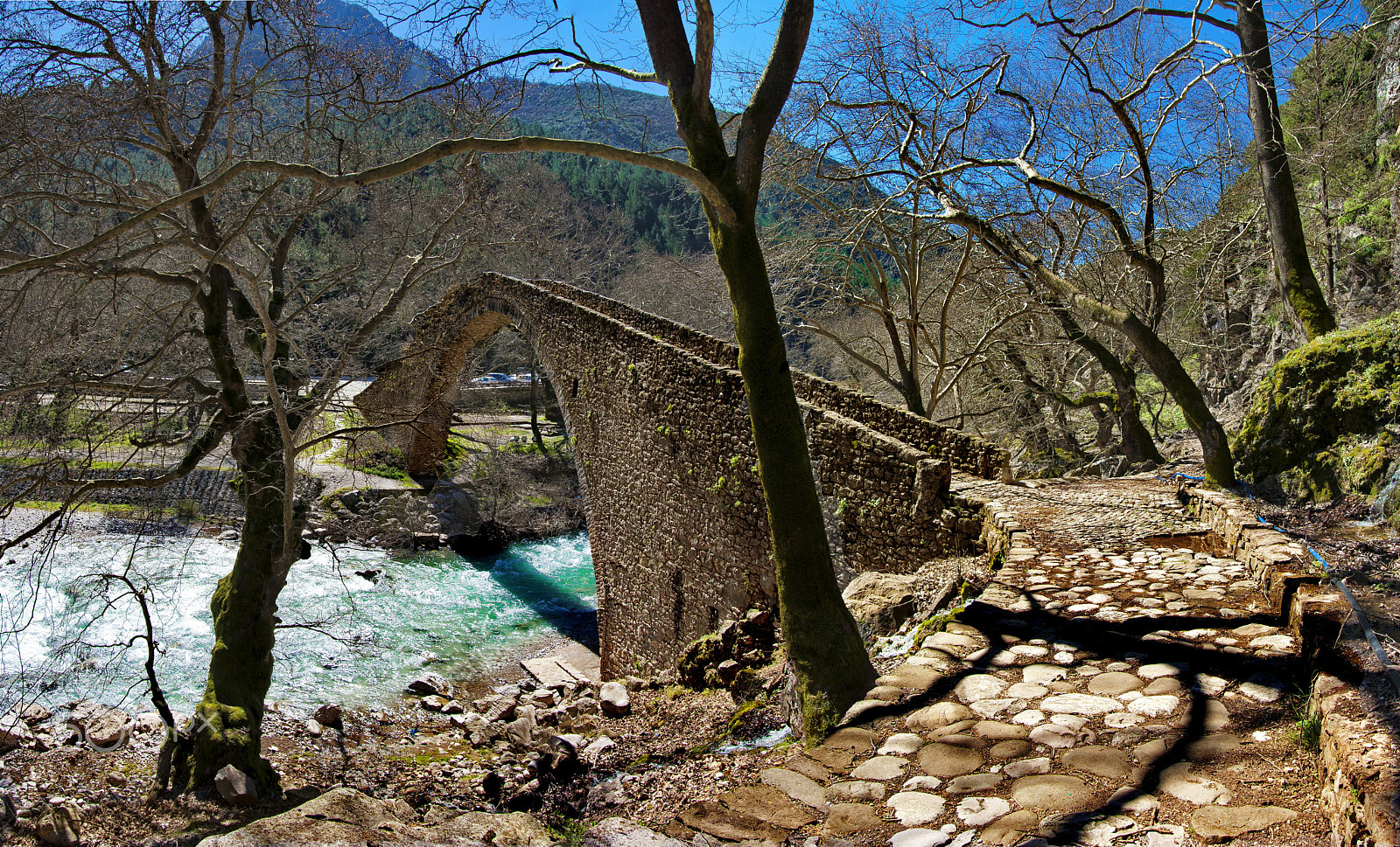 Canon EOS 400D (EOS Digital Rebel XTi / EOS Kiss Digital X) sample photo. Τhe passing.. greece photography