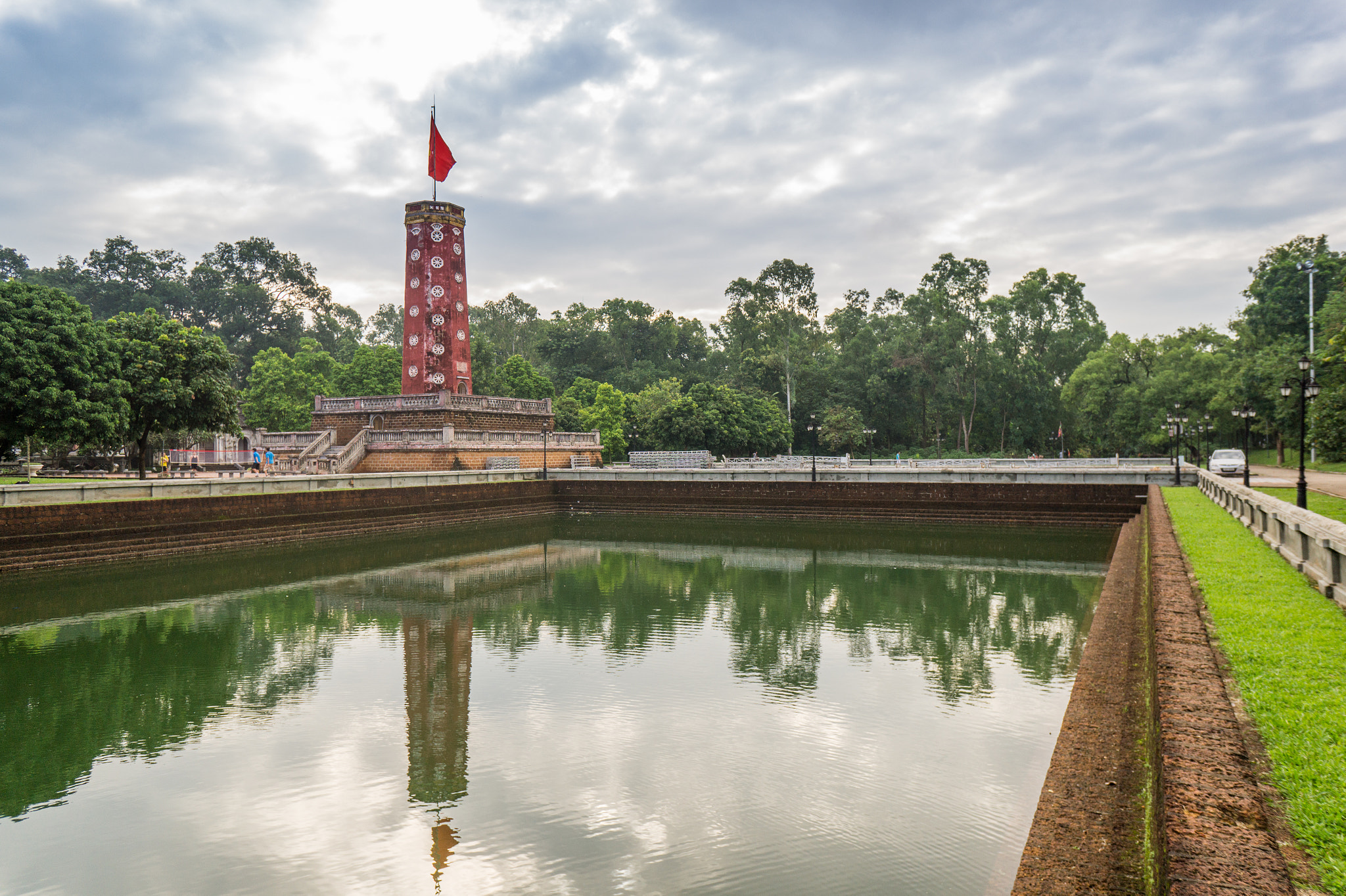 Sony Alpha a5000 (ILCE 5000) + Sony E 16mm F2.8 sample photo. Thành cổ sơn tây.jpg photography