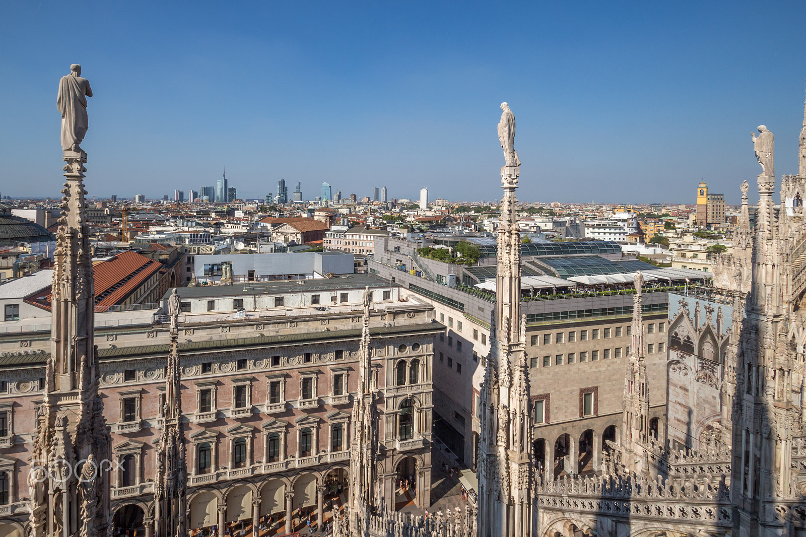 Sigma 10-20mm F3.5 EX DC HSM sample photo. Duomo milan photography