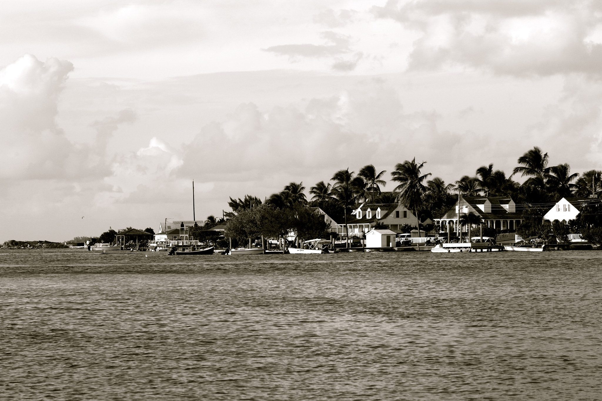 Canon EOS 450D (EOS Rebel XSi / EOS Kiss X2) sample photo. Home - harbour island, bahamas photography