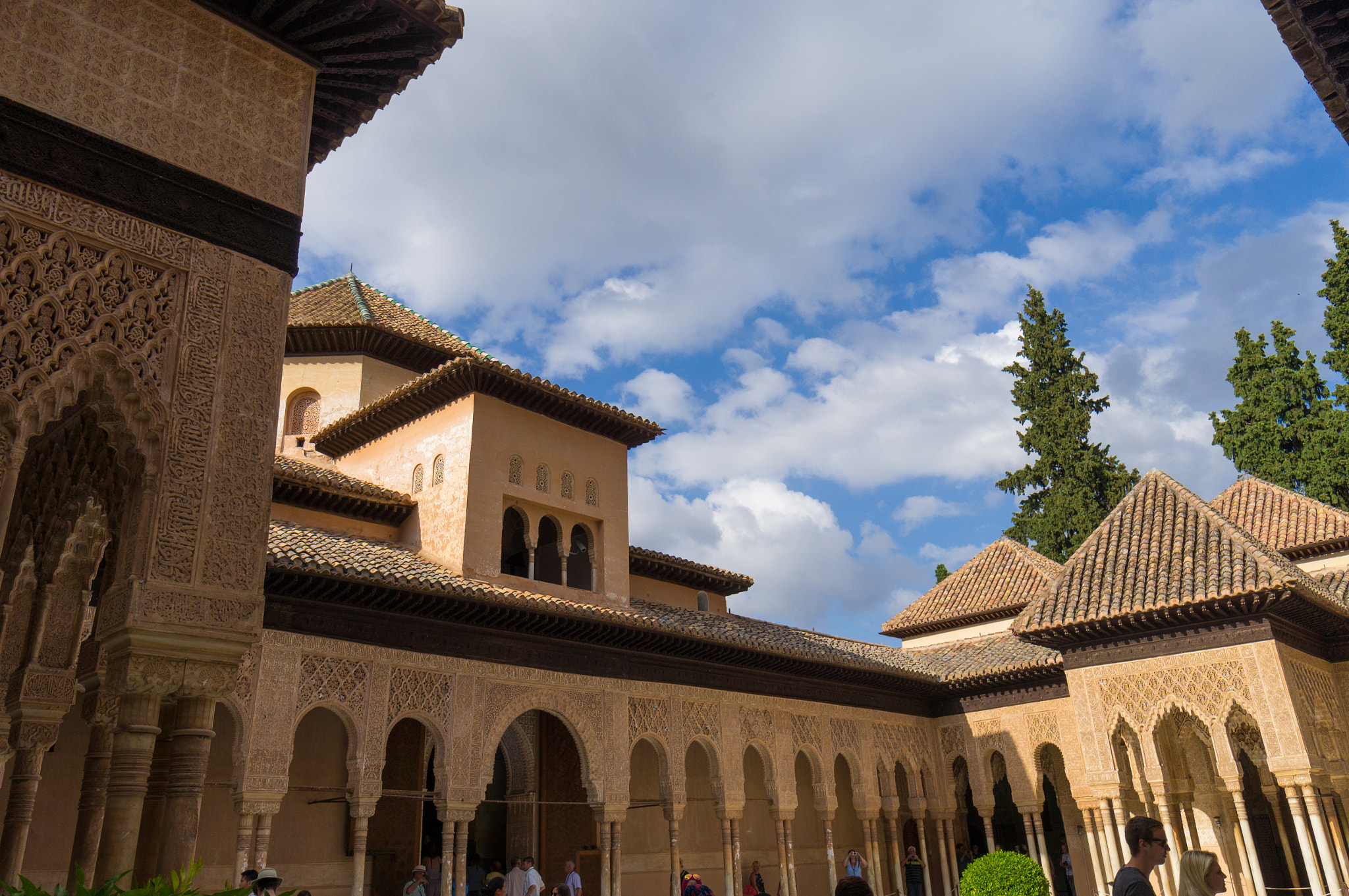 Sony Alpha NEX-F3 + Sony E 10-18mm F4 OSS sample photo. Spain. granada. photography