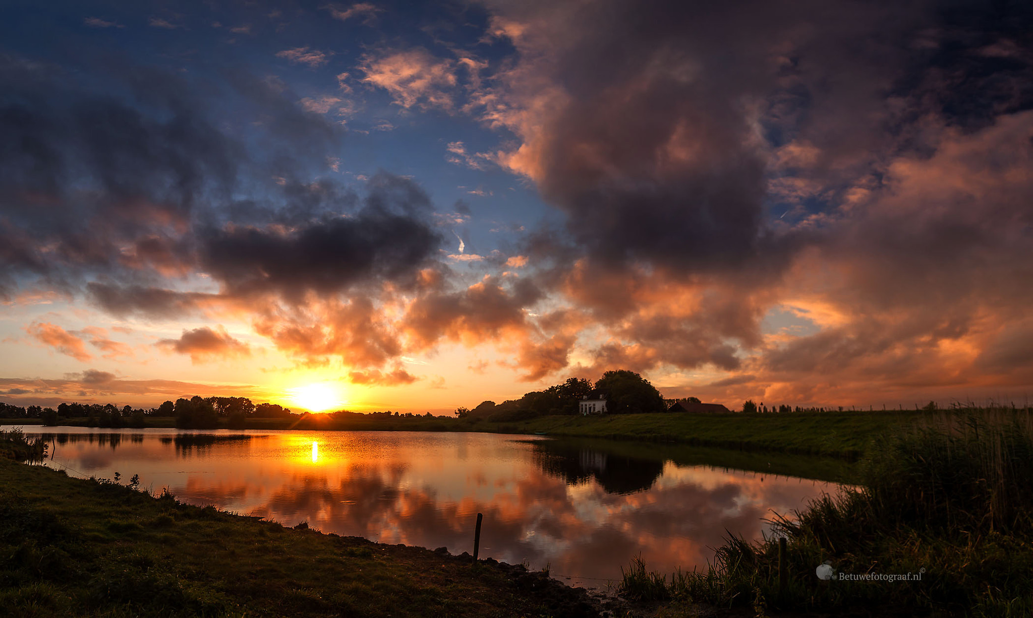 Canon EOS 5D Mark II sample photo. Reflections of the clouds photography