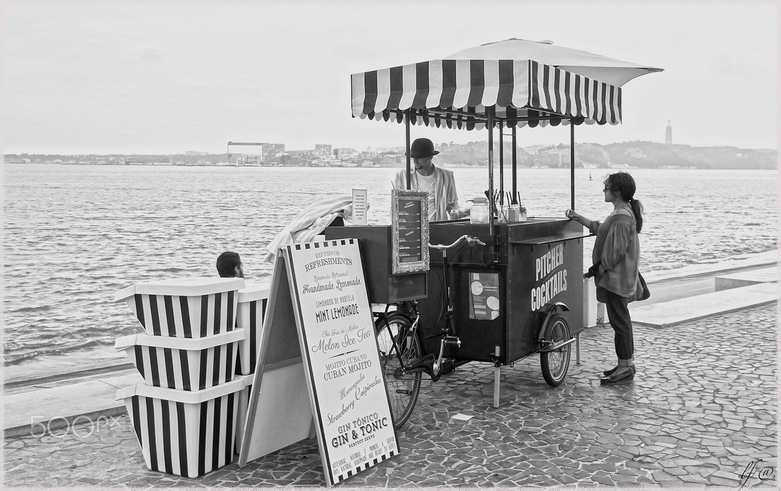 Sony Alpha DSLR-A700 + Tamron SP AF 17-35mm F2.8-4 Di LD Aspherical (IF) sample photo. Life style in lisbon photography