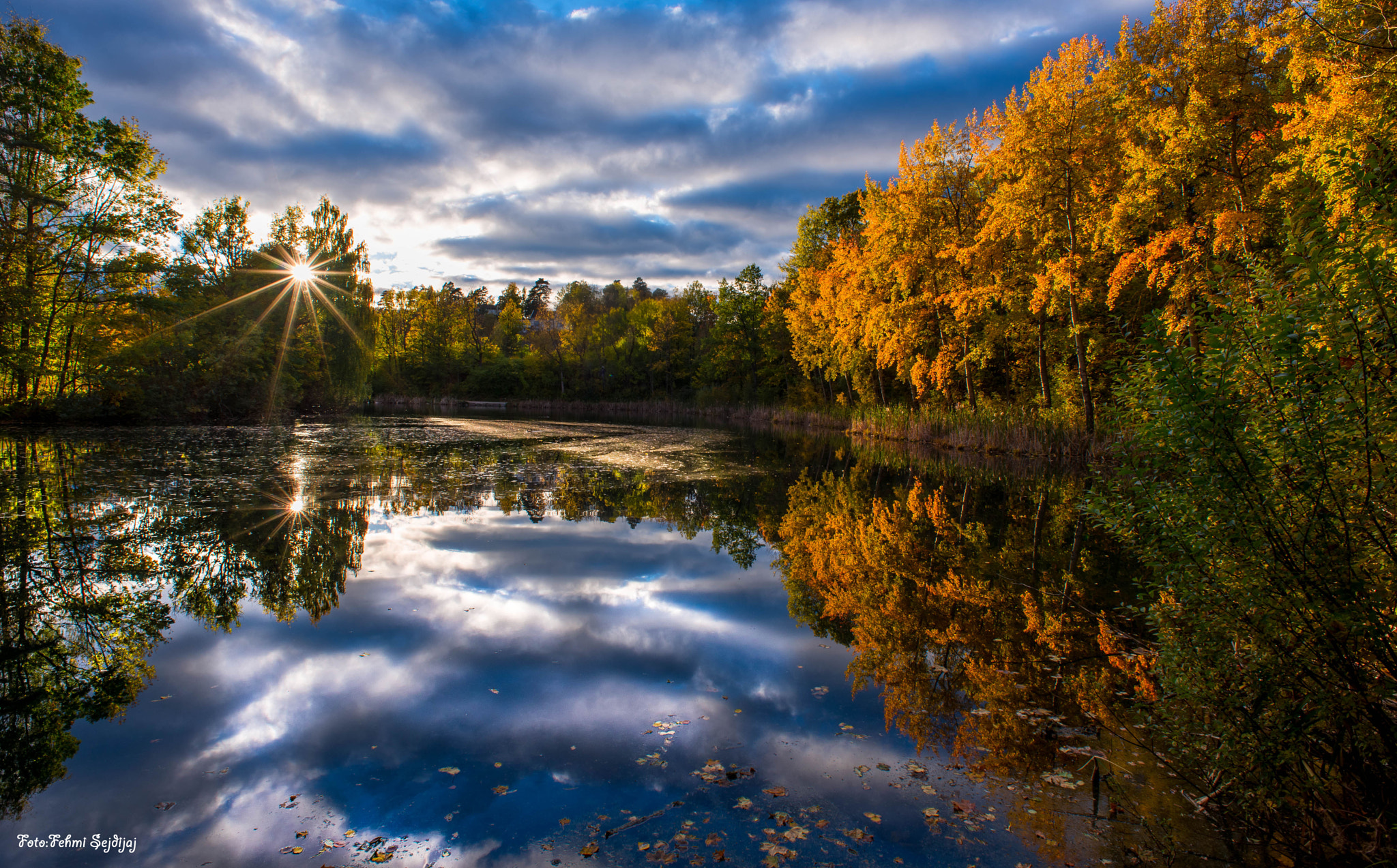 Nikon D610 + Nikon AF Nikkor 20mm F2.8D sample photo. Autumn photography