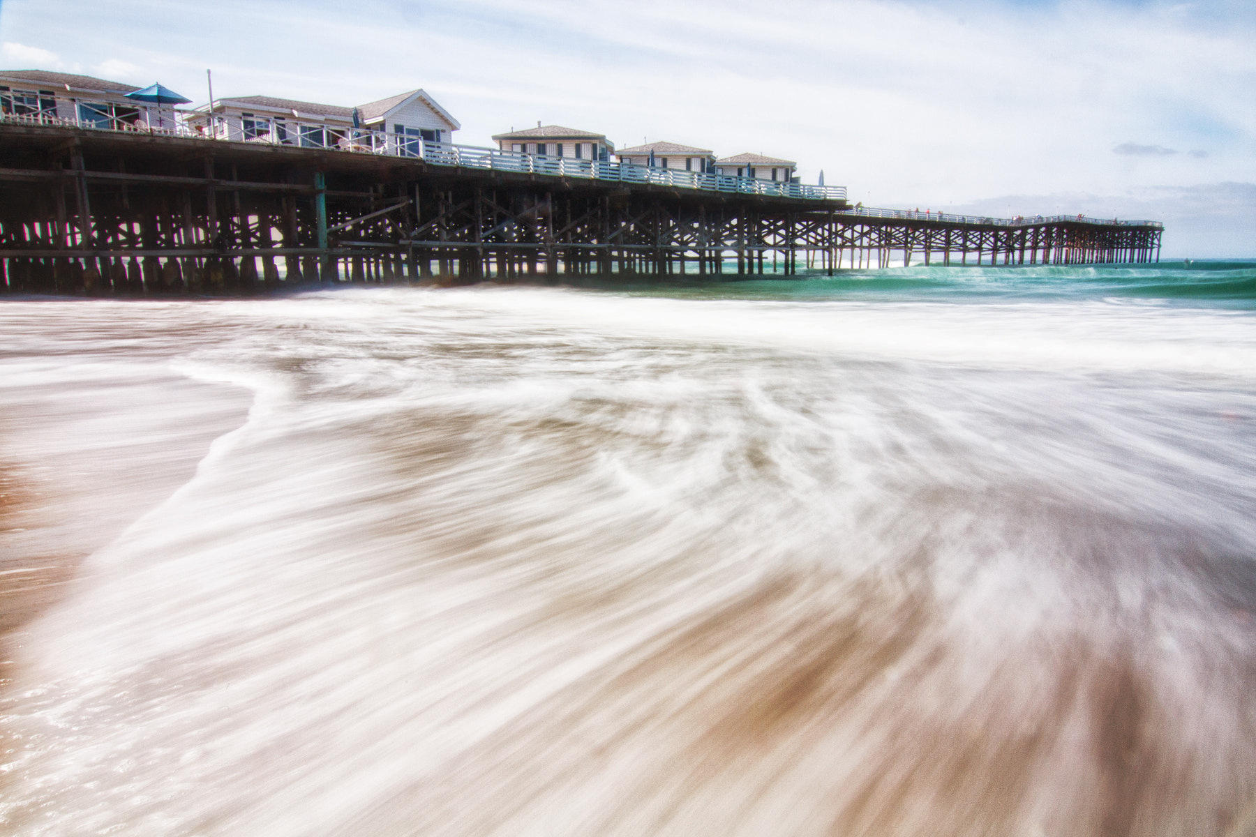 Canon EOS 7D + Tokina AT-X Pro 12-24mm F4 (IF) DX sample photo. Crystal pier photography