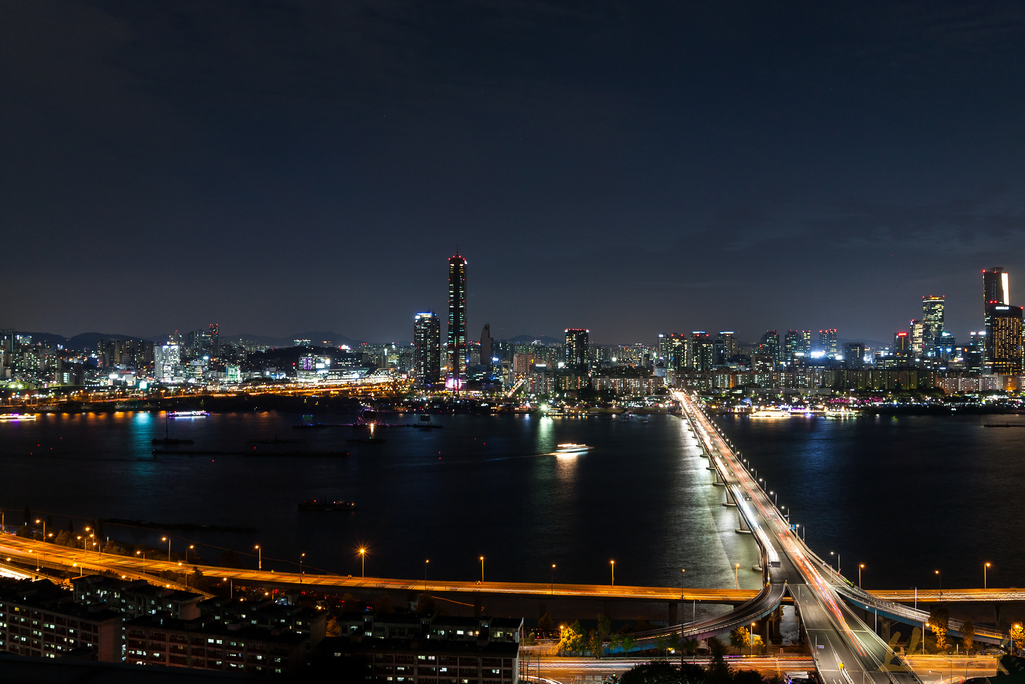 Canon EOS 5D sample photo. Han river photography