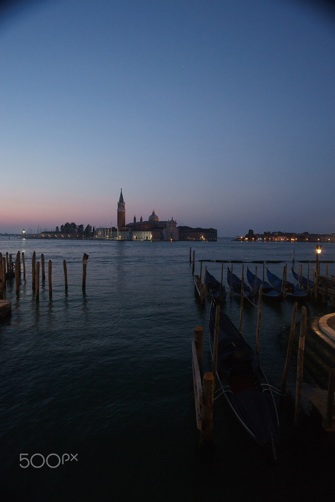 Sony a7S II + Sony 70-400mm F4-5.6 G SSM sample photo. Venice italy photography