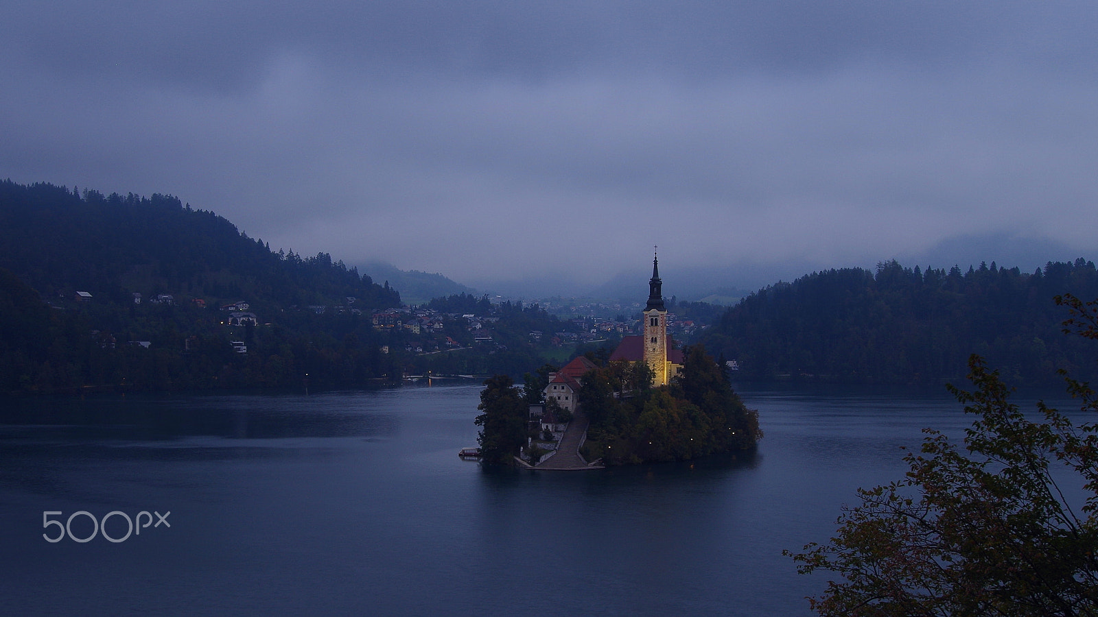 Pentax K-50 + Sigma 10-20mm F3.5 EX DC HSM sample photo. Bled in the morning photography