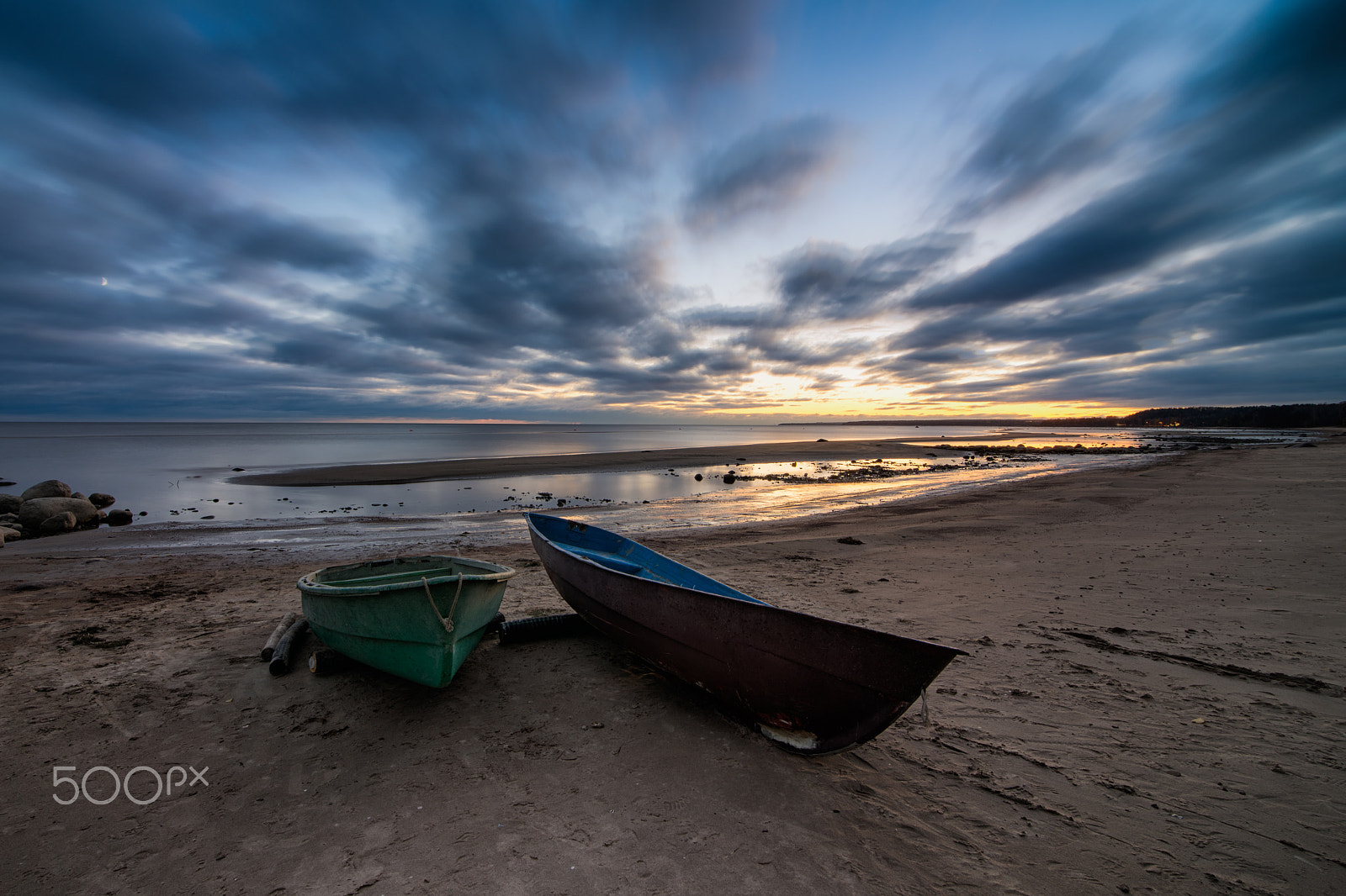 Tokina AT-X 16-28mm F2.8 Pro FX sample photo. Evening beach photography