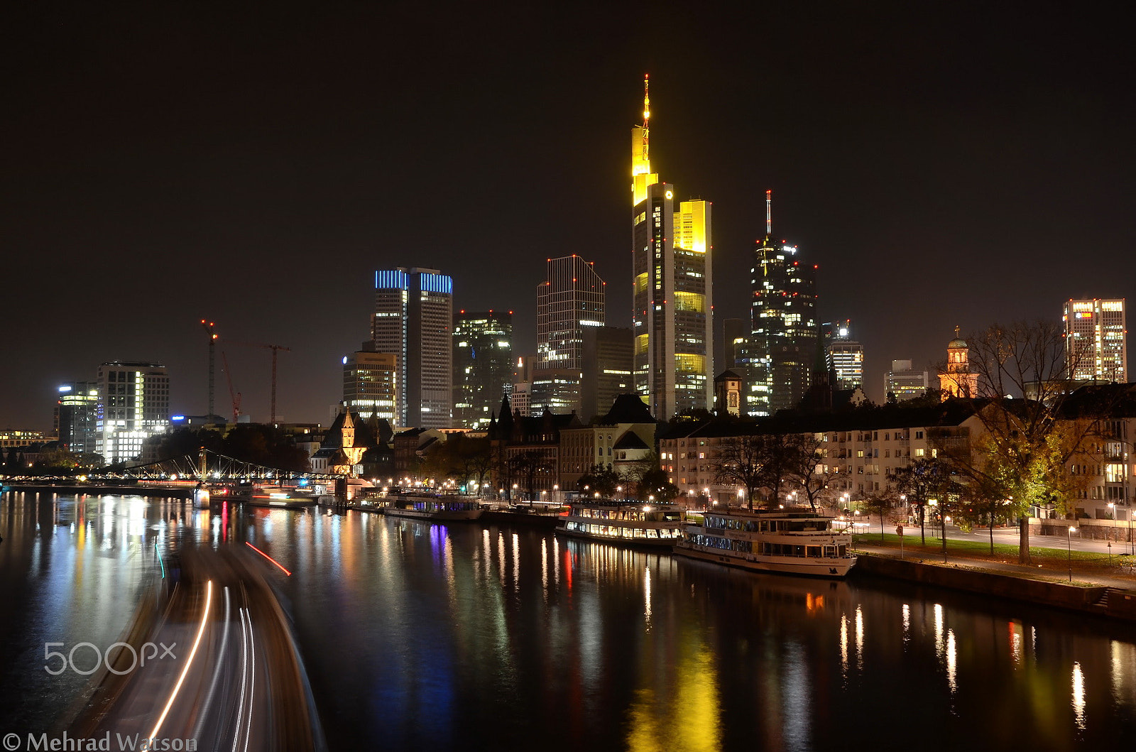AF Zoom-Nikkor 35-80mm f/4-5.6D sample photo. Frankfurt skyline photography