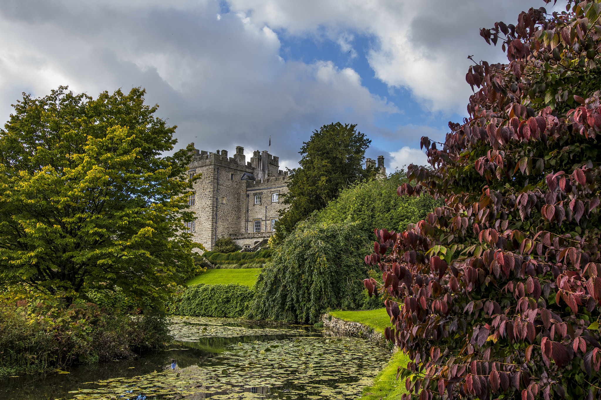 Nikon AF-S Nikkor 14-24mm F2.8G ED sample photo. Castle colour photography